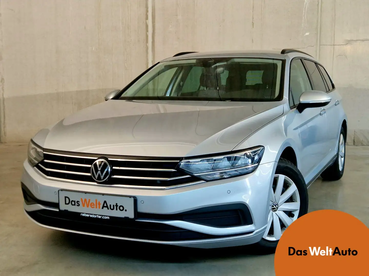 Volkswagen Passat Variant TDI SCR DSG Silber - 1