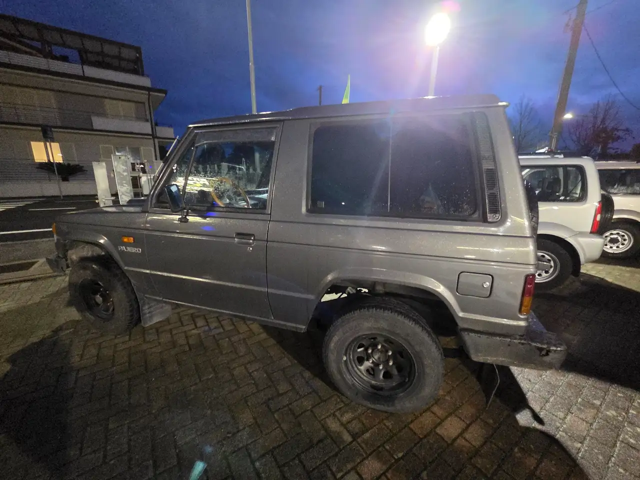 Mitsubishi Pajero Canvas Top 2.5 td SE my88, foto 2