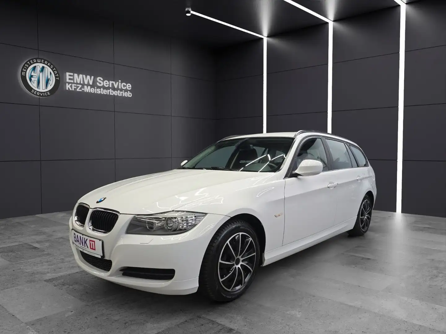 BMW 316 d E91 AHK EMW Selection Weiß - 1