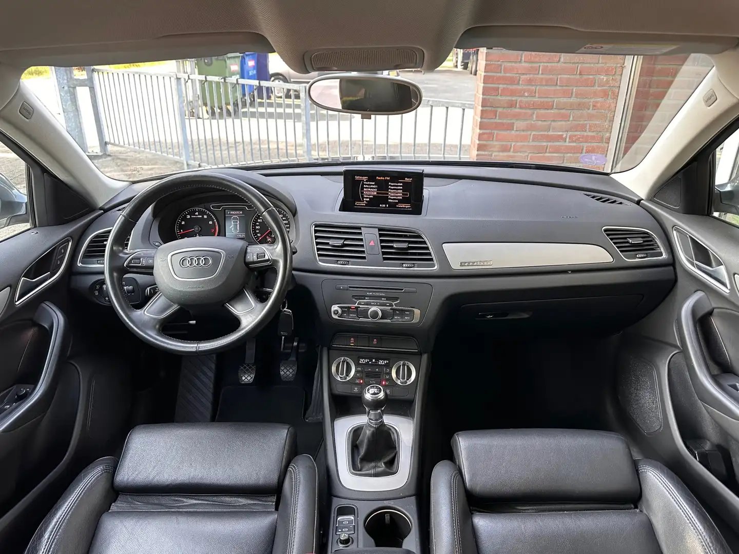 Audi Q3 2.0 TFSI quattro Trekhaak Leder Pro Line Grey - 2