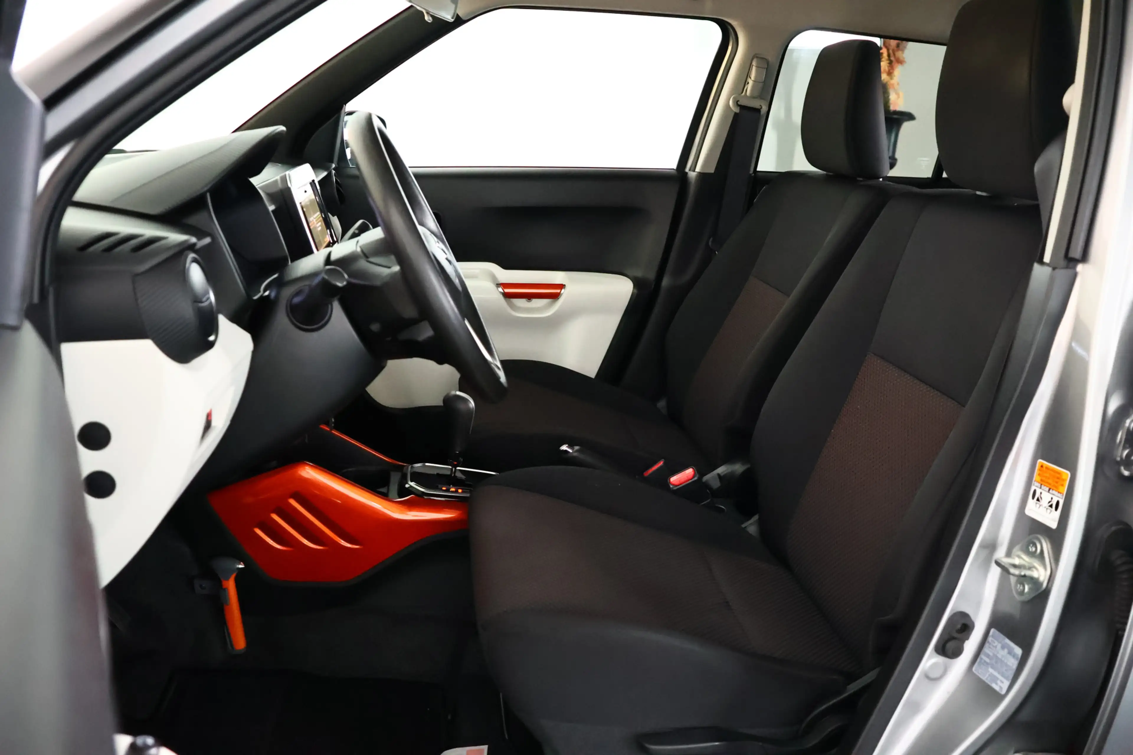 Suzuki Ignis 1.2 Select / Automaat / Camera / Airco — photo 10