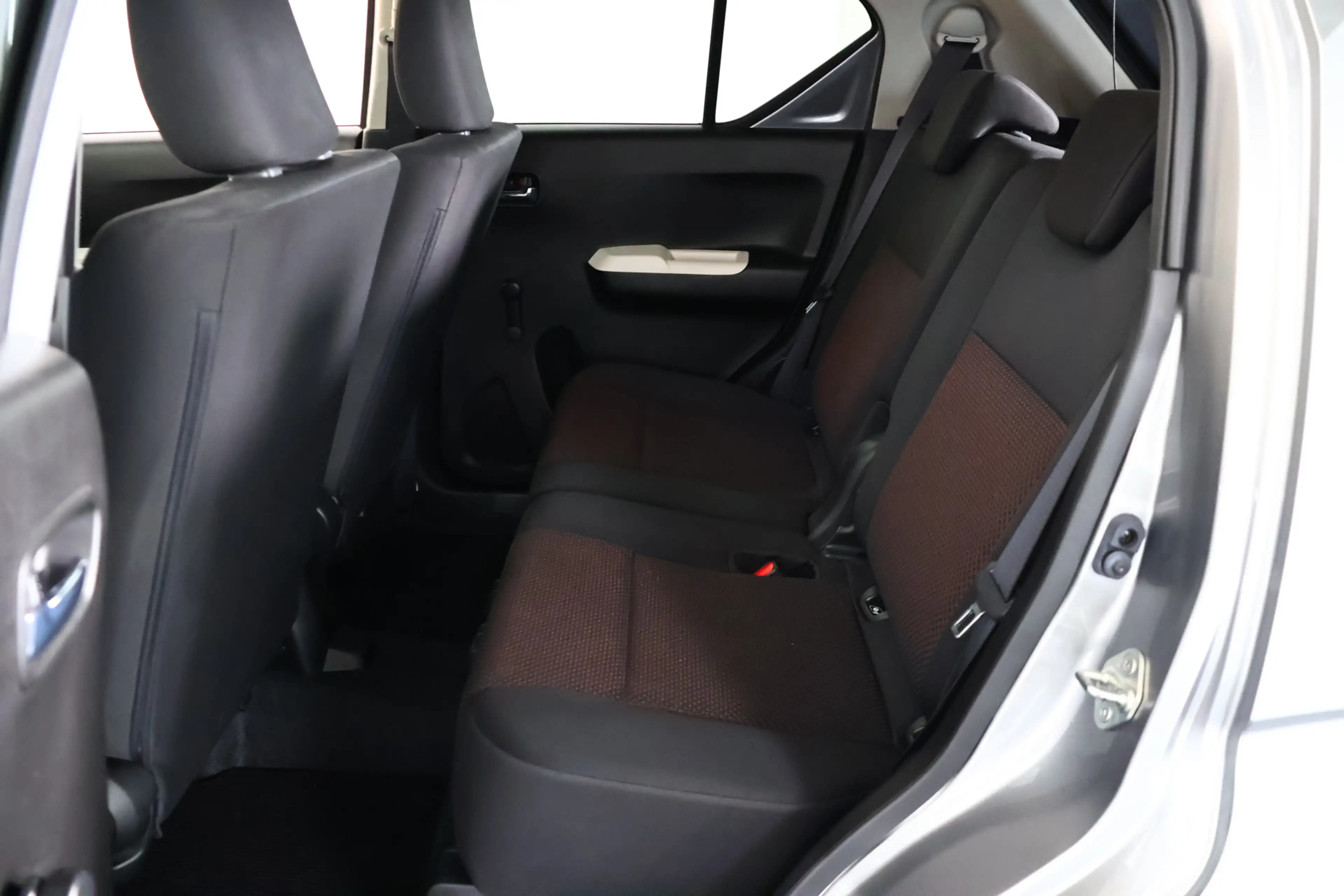 Suzuki Ignis 1.2 Select / Automaat / Camera / Airco — photo 12