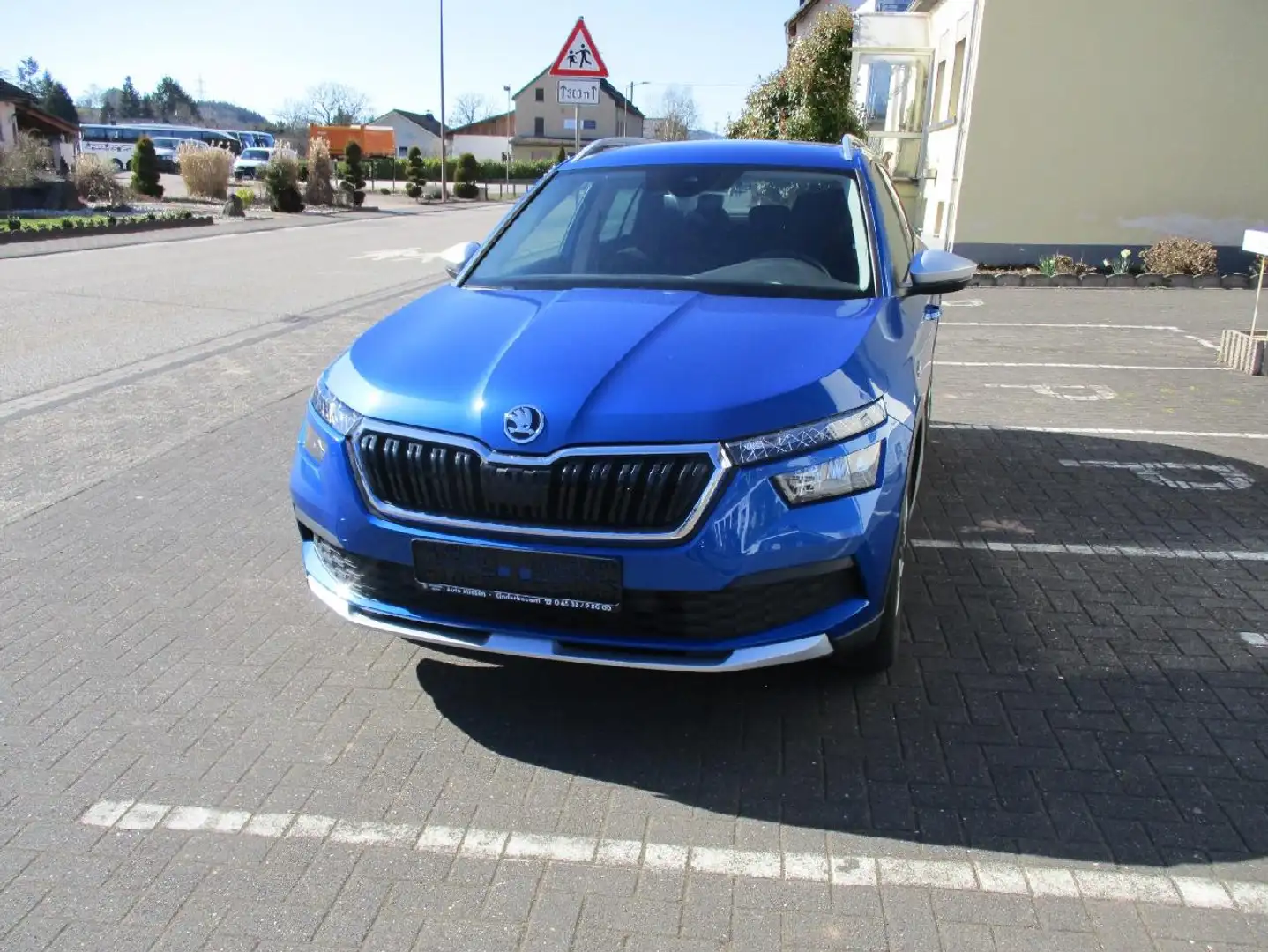 Skoda Kamiq Scoutline Blau - 1