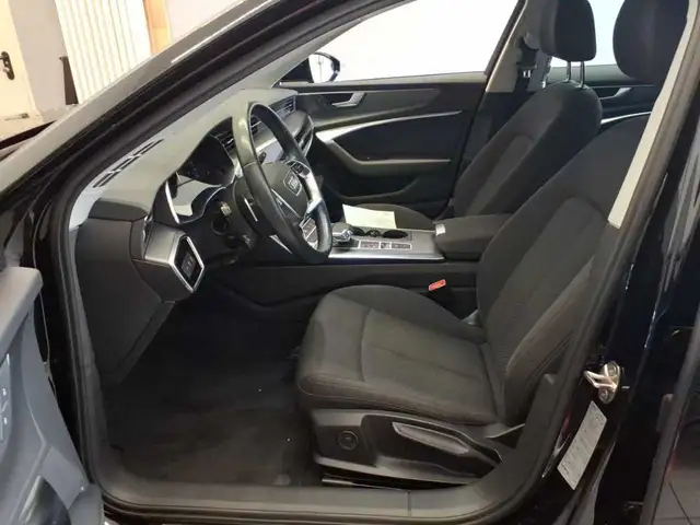 Audi A6 view 4