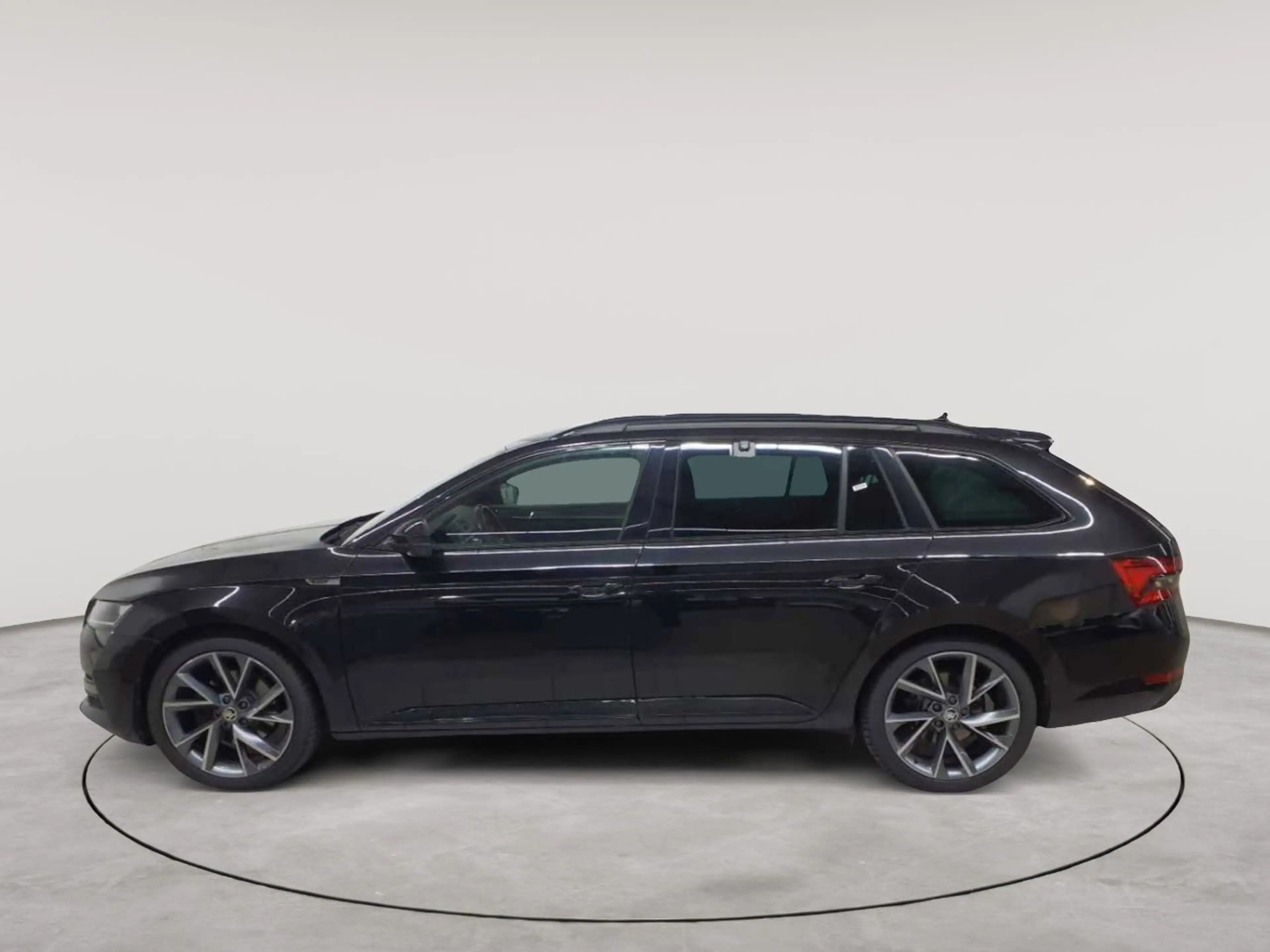Skoda Superb Superb Combi 1.4 TSI iV Sportline AHK RFK PDC — photo 6