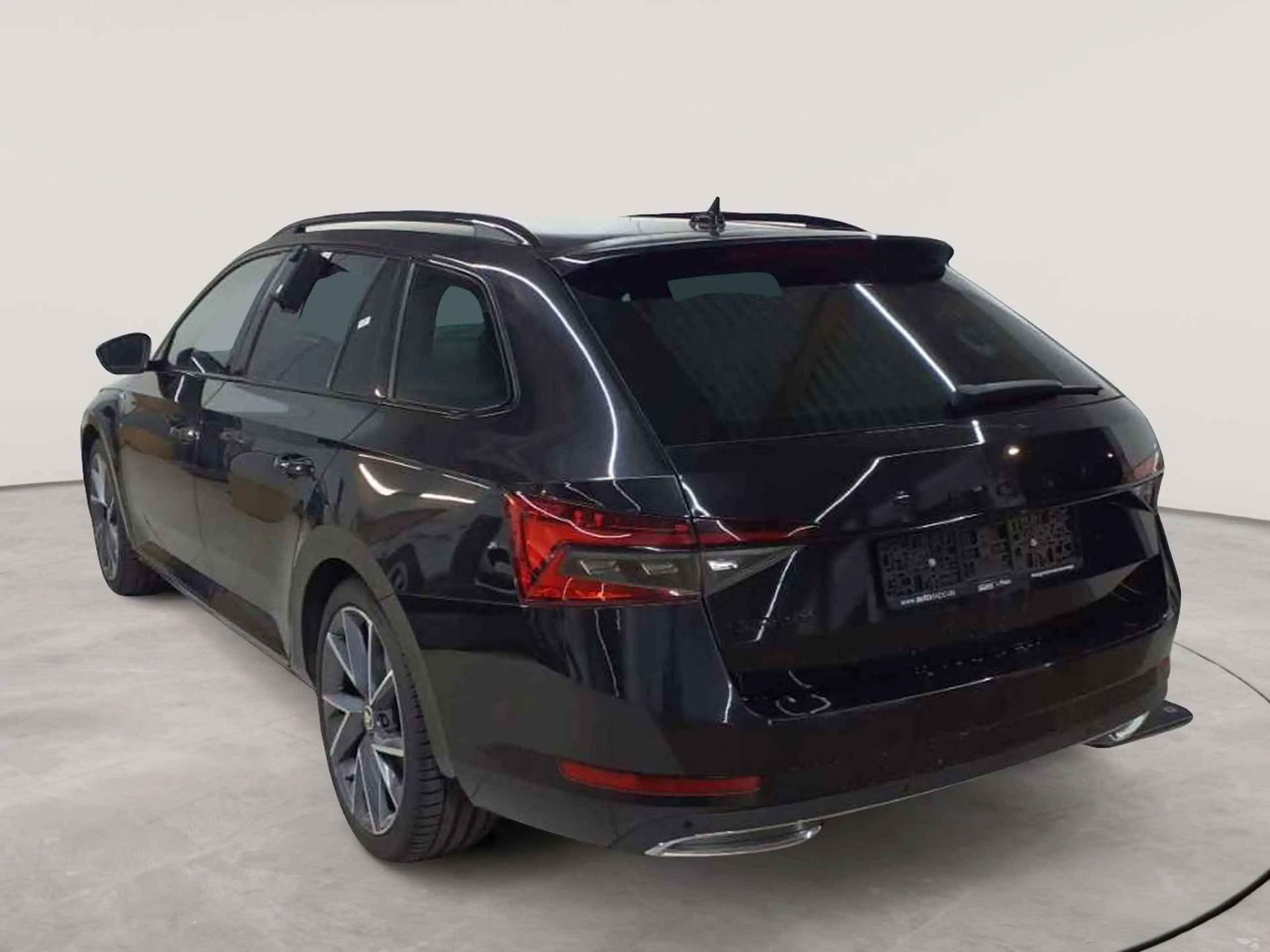 Skoda Superb Superb Combi 1.4 TSI iV Sportline AHK RFK PDC — photo 5