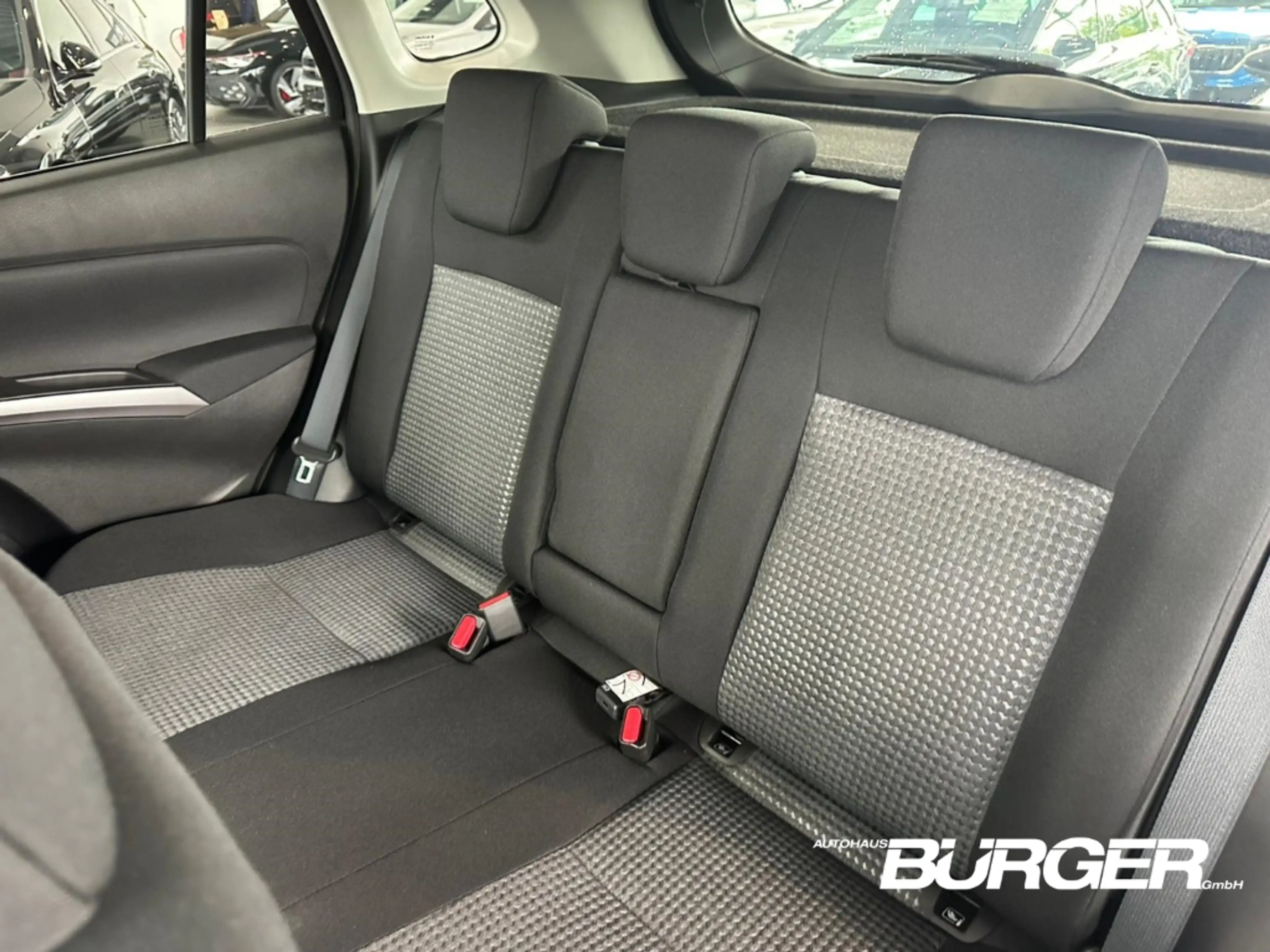 Suzuki SX4 S-Cross Comfort 1.4 AT Facelift Navi AHK LED ACC Kamera Si — photo 13