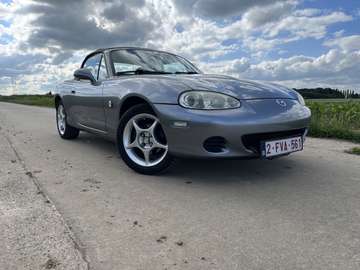 1.6i 16v Luxe