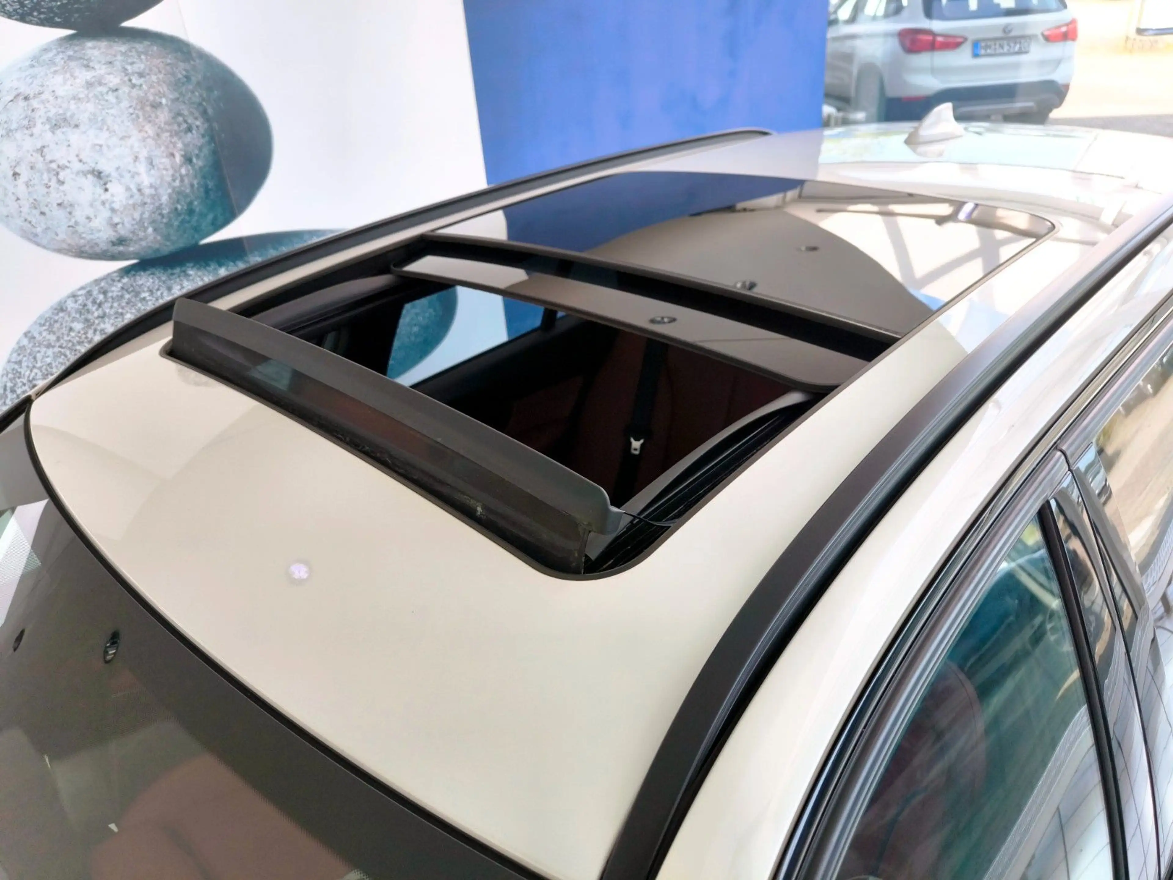 BMW 328 i xDrive Touring*M-Paket*Hud*H&K* — photo 9
