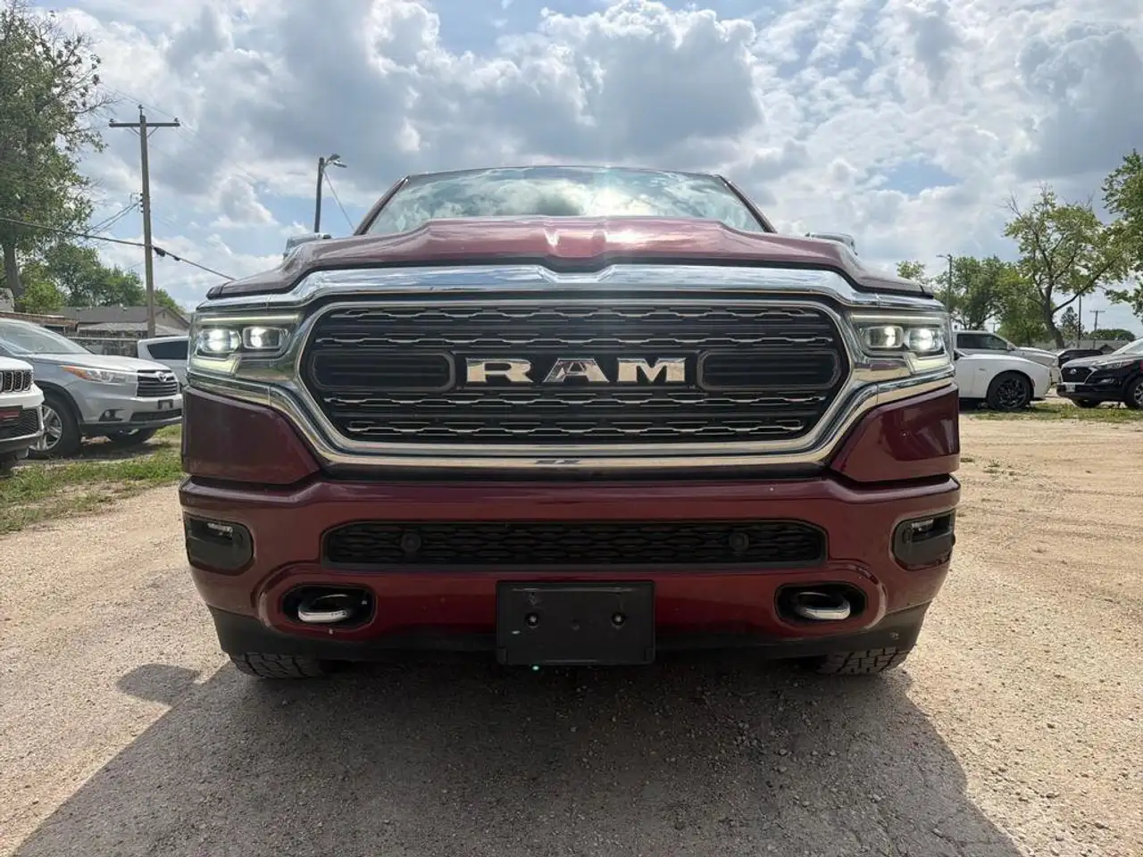 RAM 1500 снимка RAM 1500