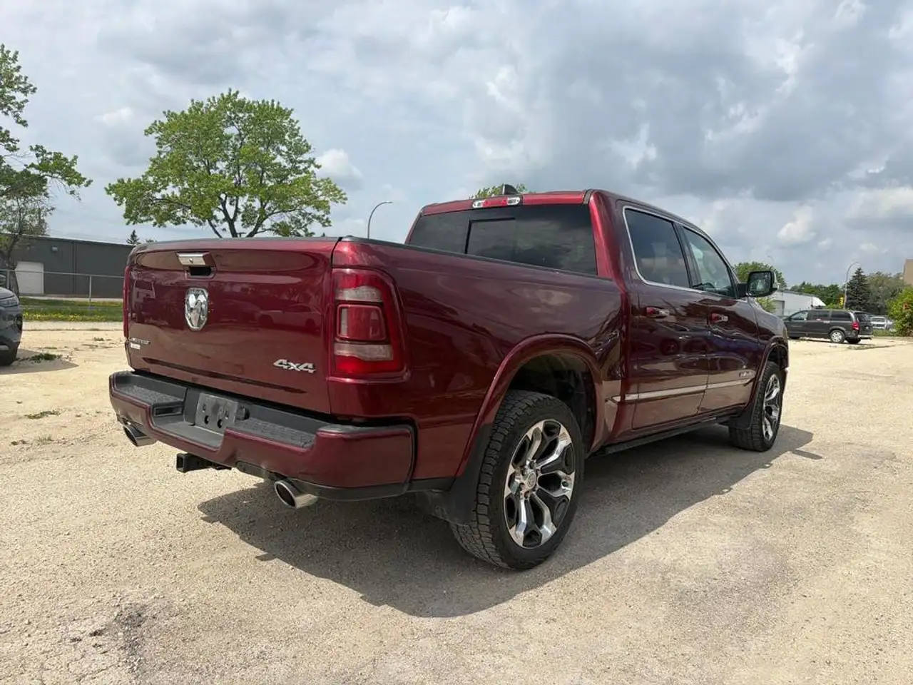 RAM 1500 снимка RAM 1500