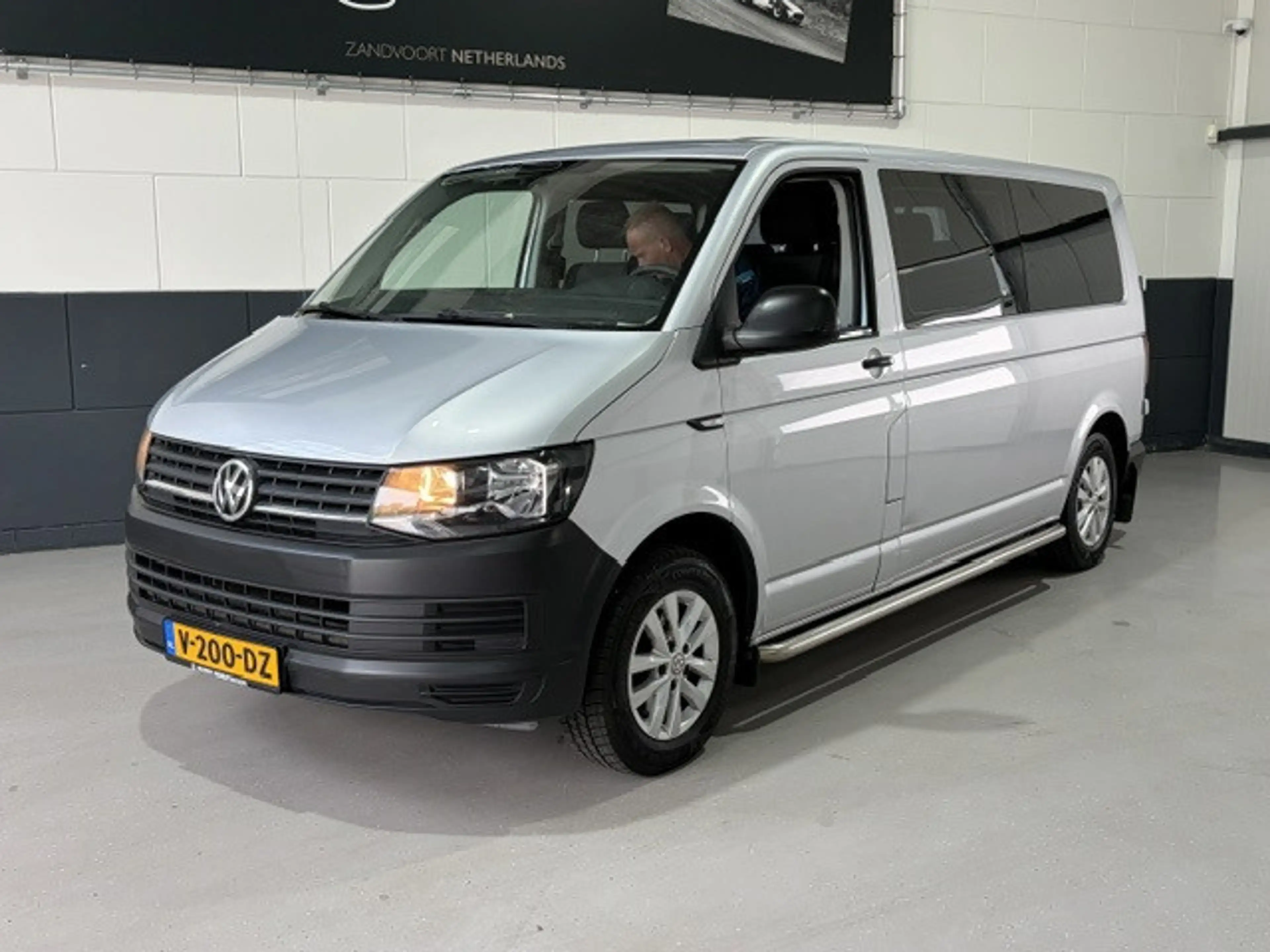 Volkswagen Transporter 2.0 TDI L2H1 6 persoons comfortline Dubbele kabine — photo 4