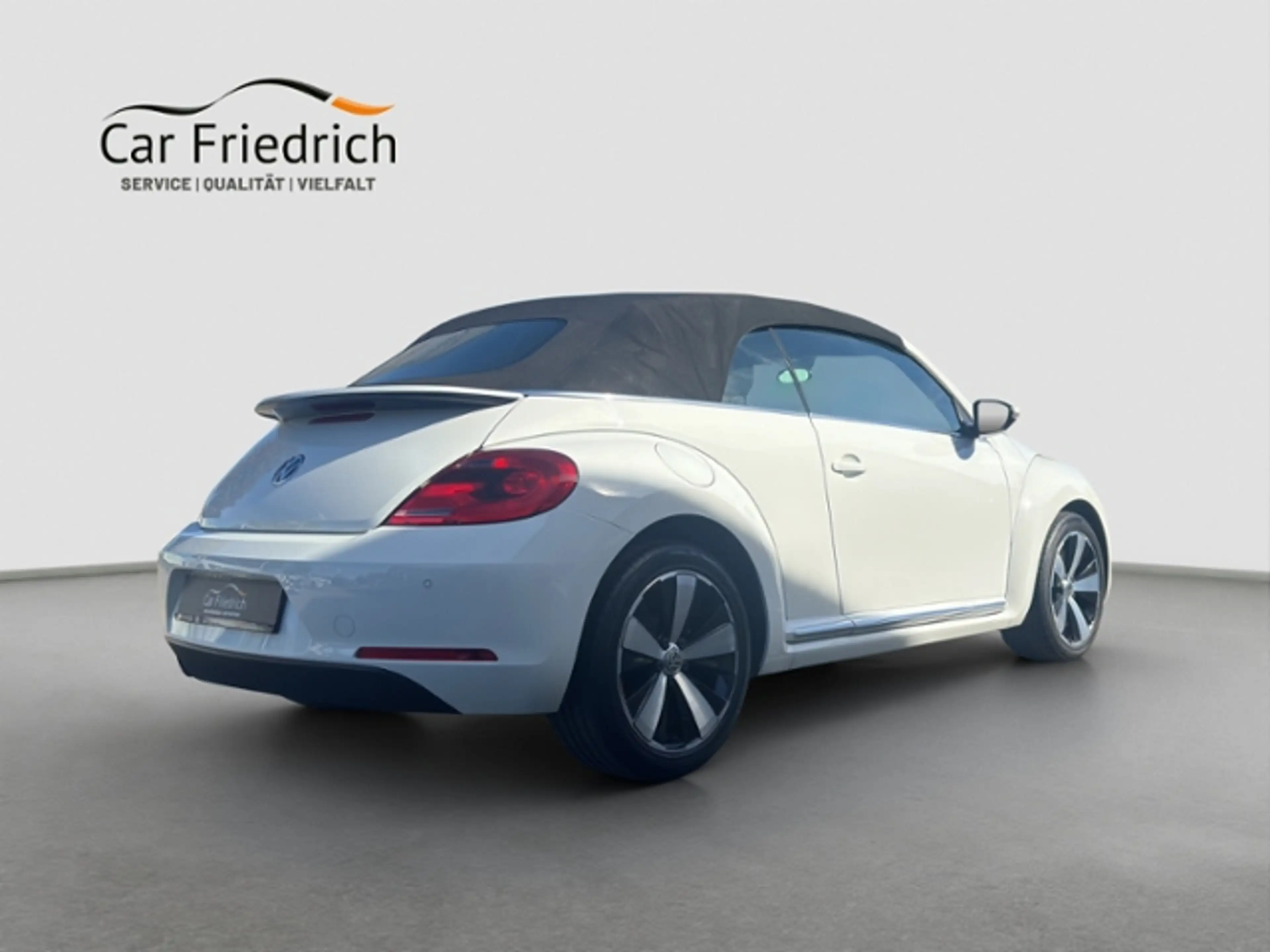 Volkswagen Beetle Cabriolet Design 1,2 l TSI Xenon Navi — photo 5
