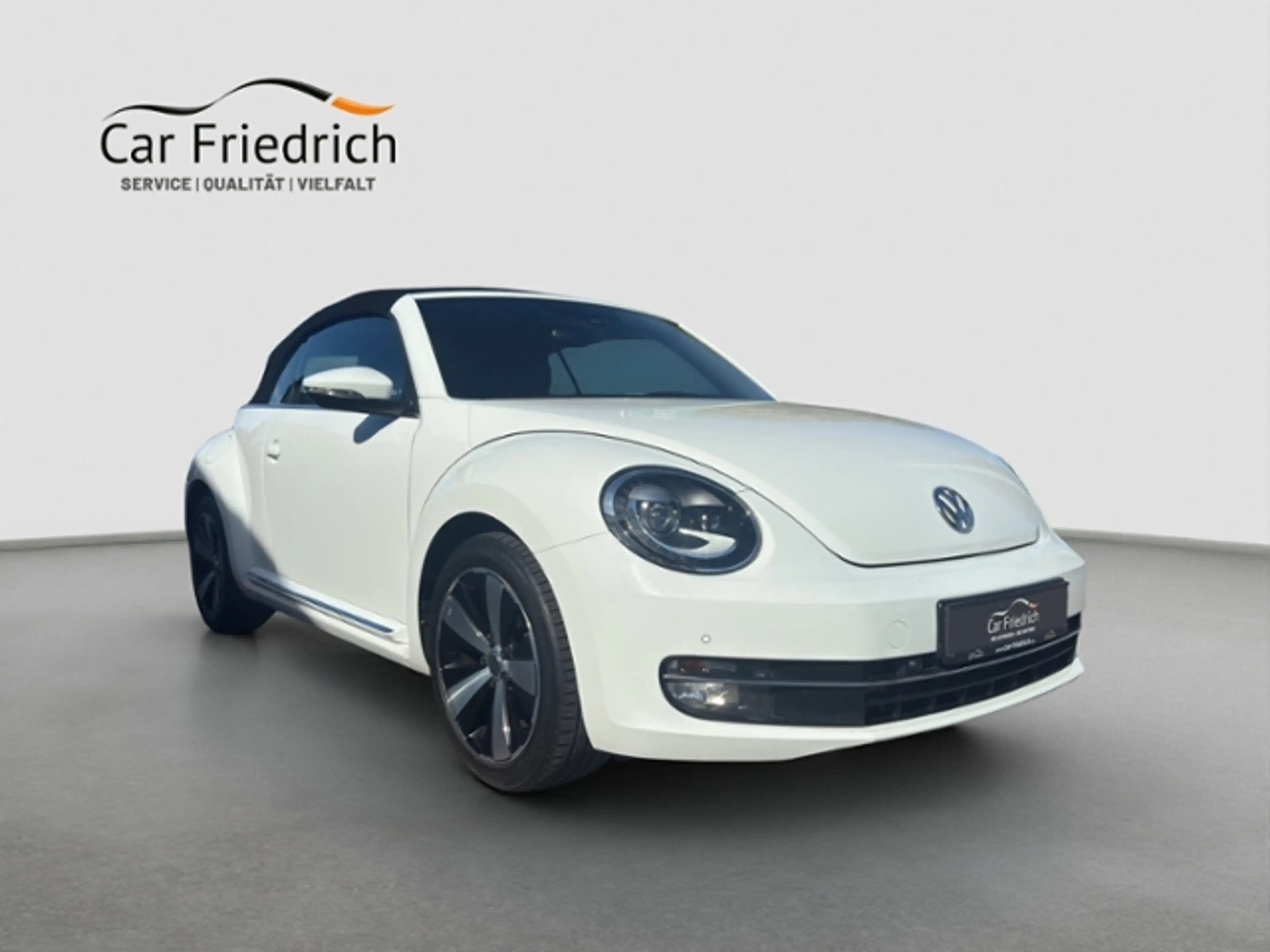 Volkswagen Beetle Cabriolet Design 1,2 l TSI Xenon Navi — photo 3