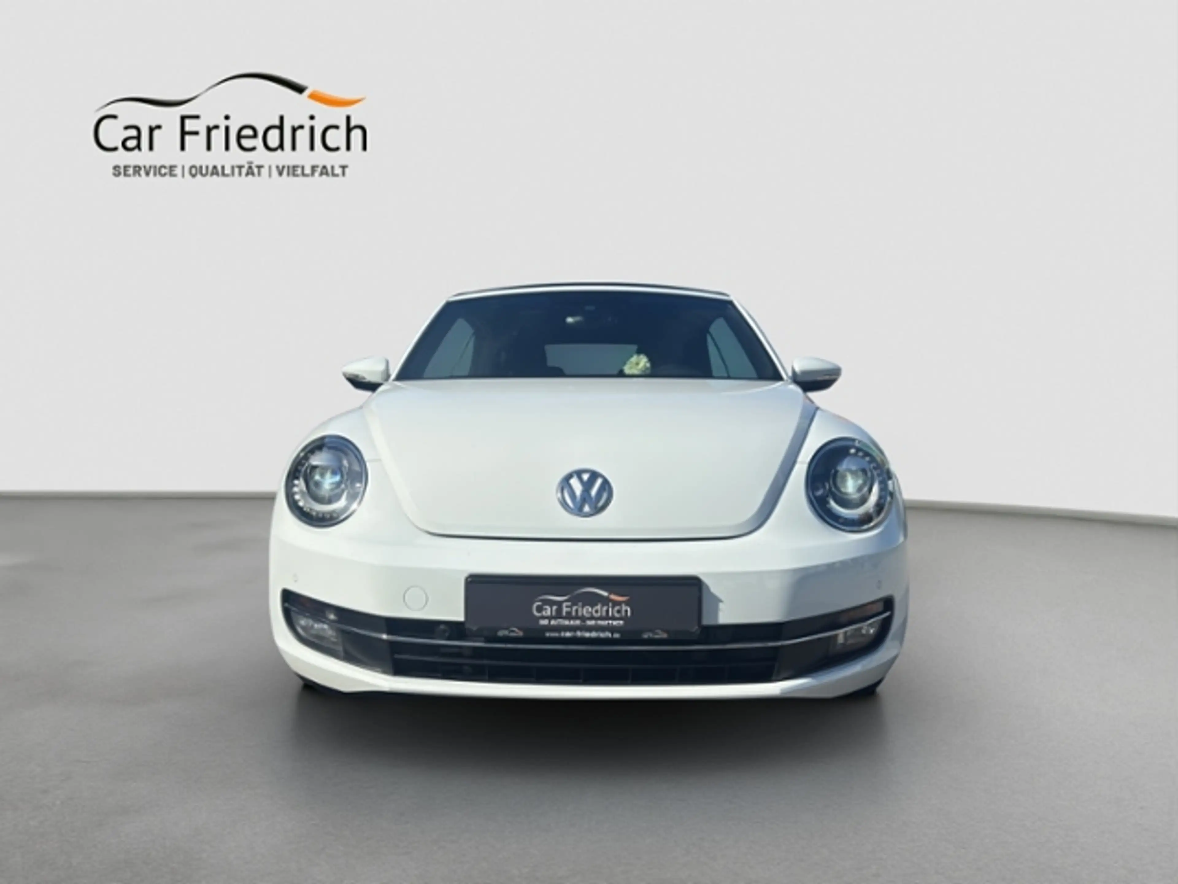 Volkswagen Beetle Cabriolet Design 1,2 l TSI Xenon Navi — photo 2