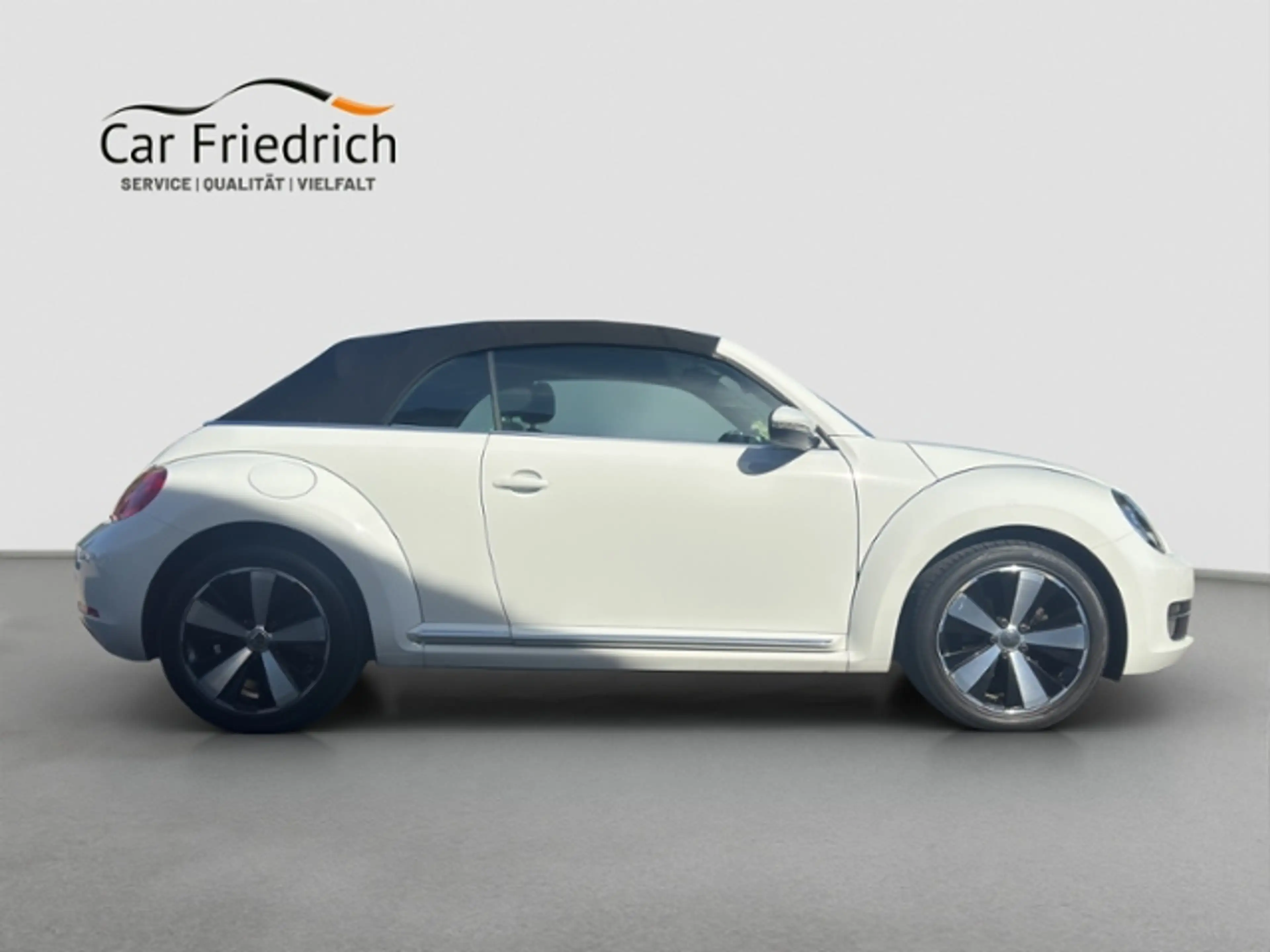 Volkswagen Beetle Cabriolet Design 1,2 l TSI Xenon Navi — photo 4