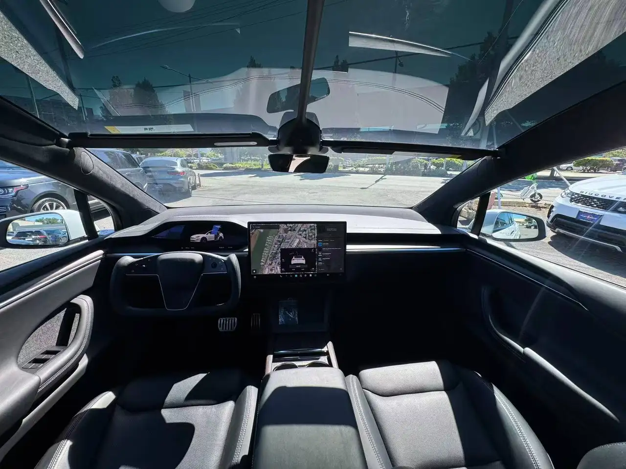 Tesla Model X fotografie Tesla Model X