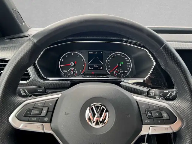 Volkswagen T-Cross view 10