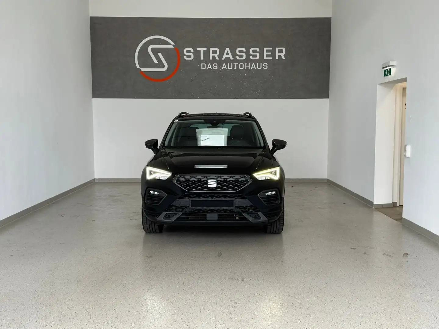 SEAT Ateca FR 2.0 TDI DSG 4Drive Schwarz - 2
