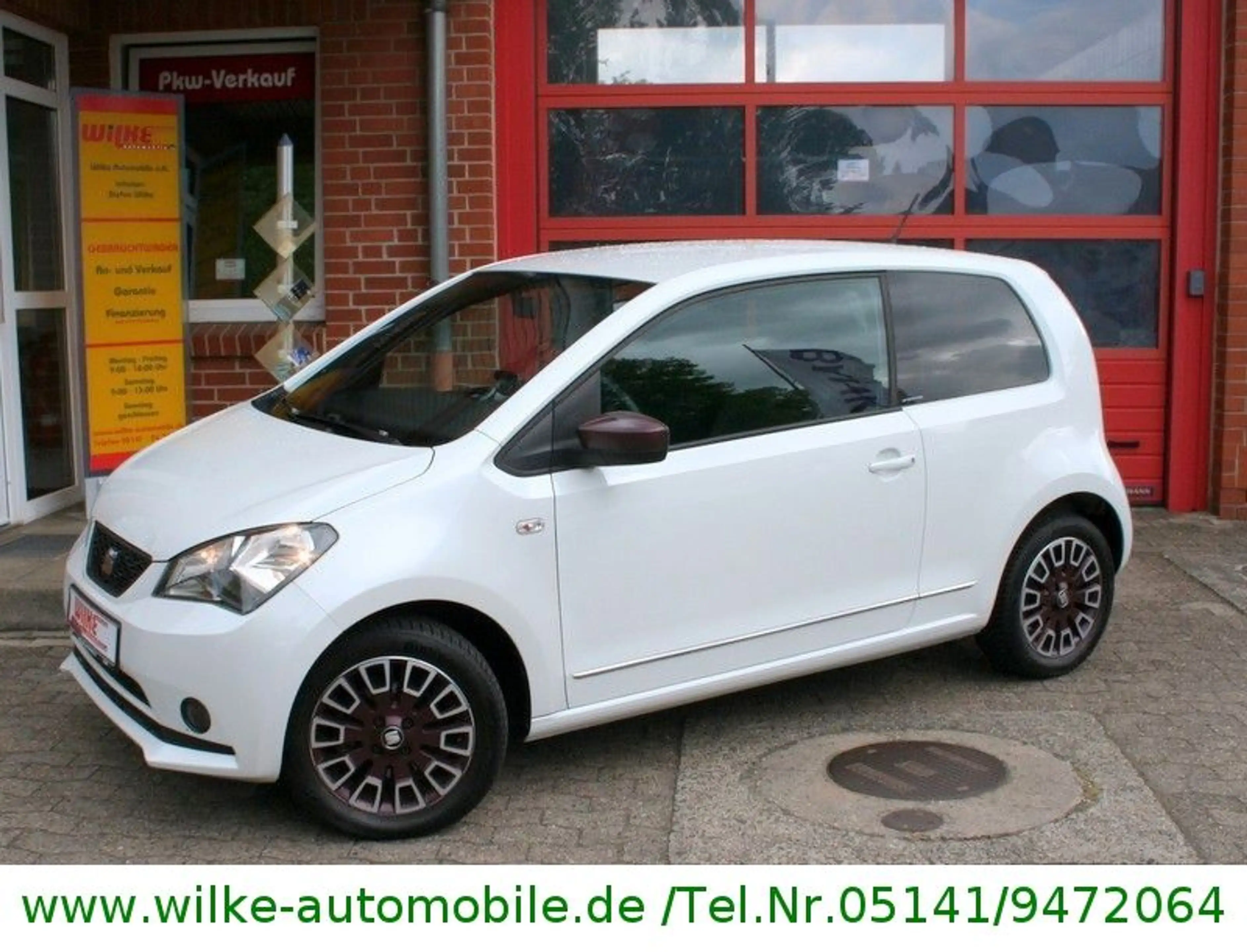 SEAT Mii Chic by MANGO+Navi+Sitzheizung+Tempomat+PDC+