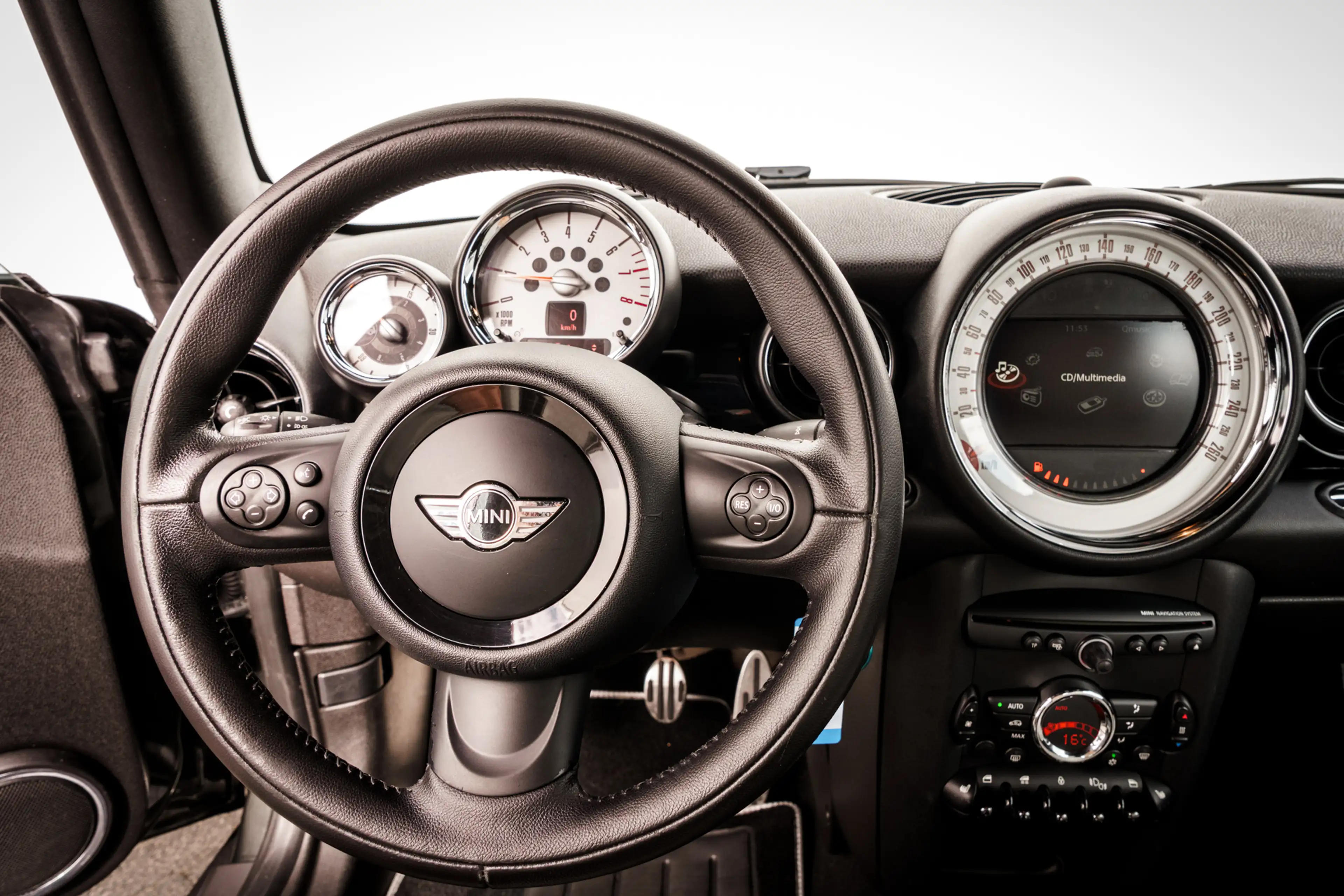MINI Cooper S Cabrio 1.6 Chili 184pk | Leder | H/K Audio | Stoelverwarm — photo 5