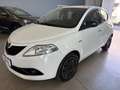 Lancia Ypsilon YpsilonI1.0fireflyhybridGold AUTO PER NEOPATENTATI Blanco - thumbnail 1