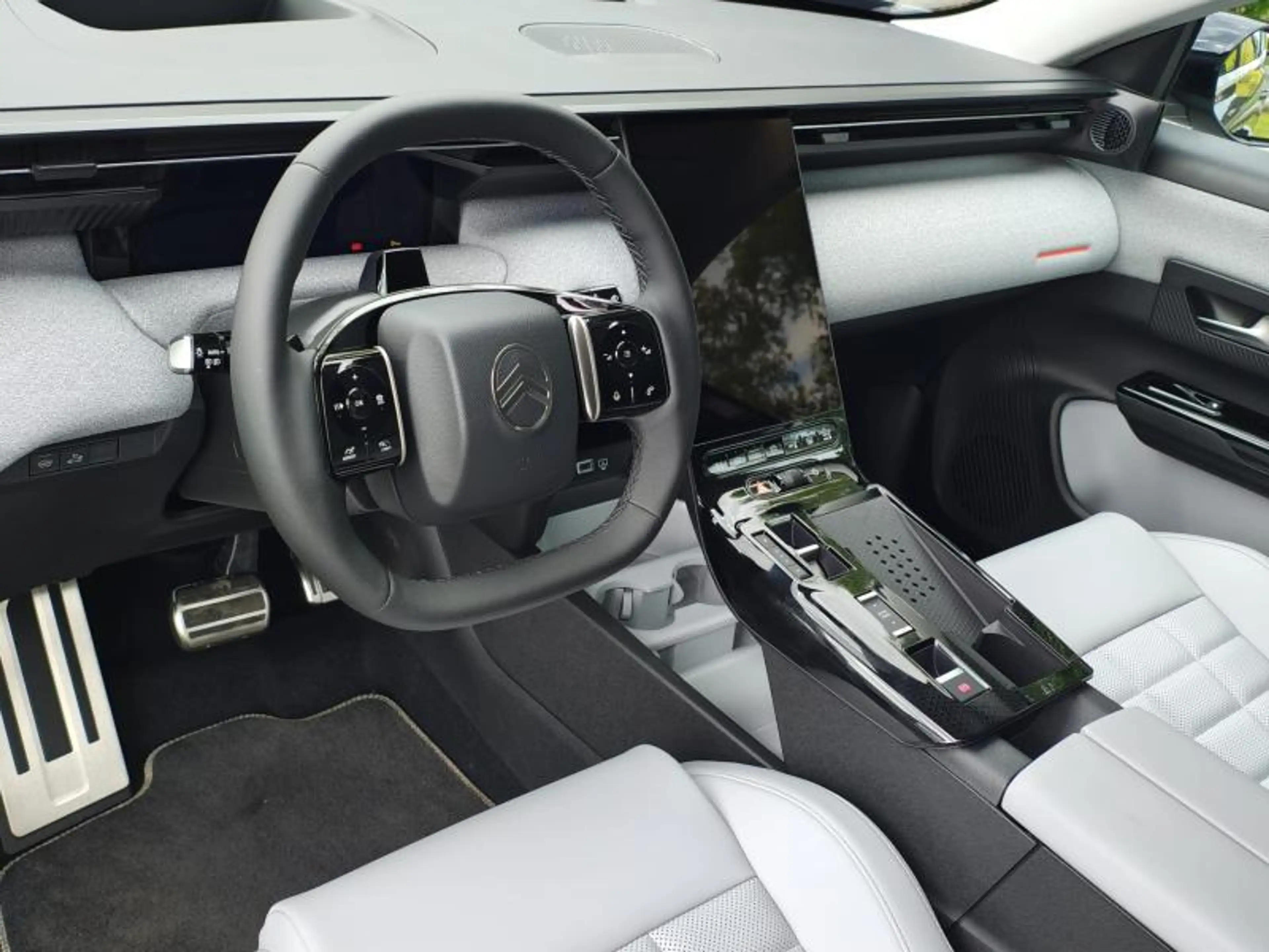 Citroen C5 Aircross MAX - Hybrid 145/ Dispo 09/2026 — photo 7