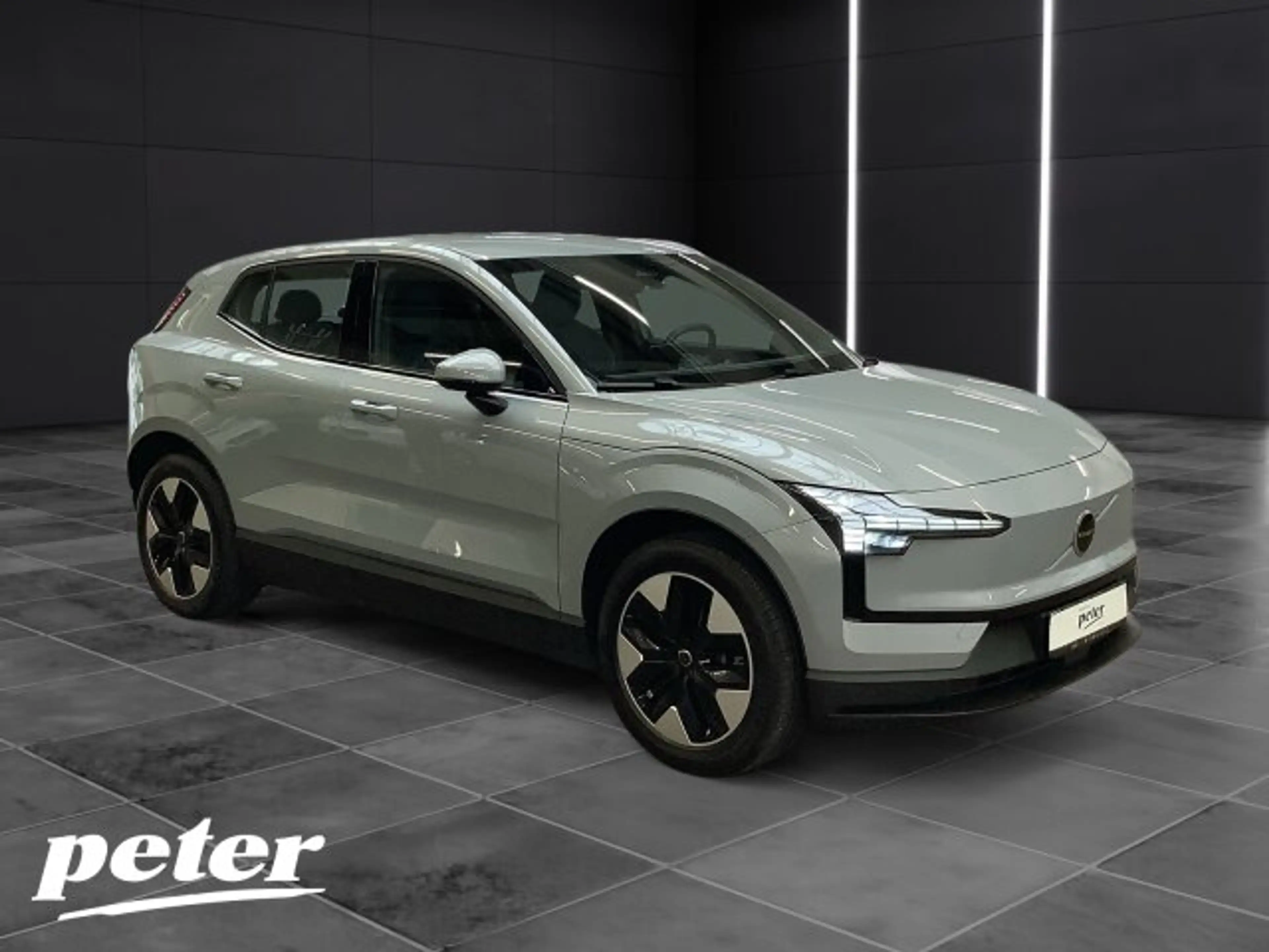 Volvo EX30 Core 2WD — photo 5