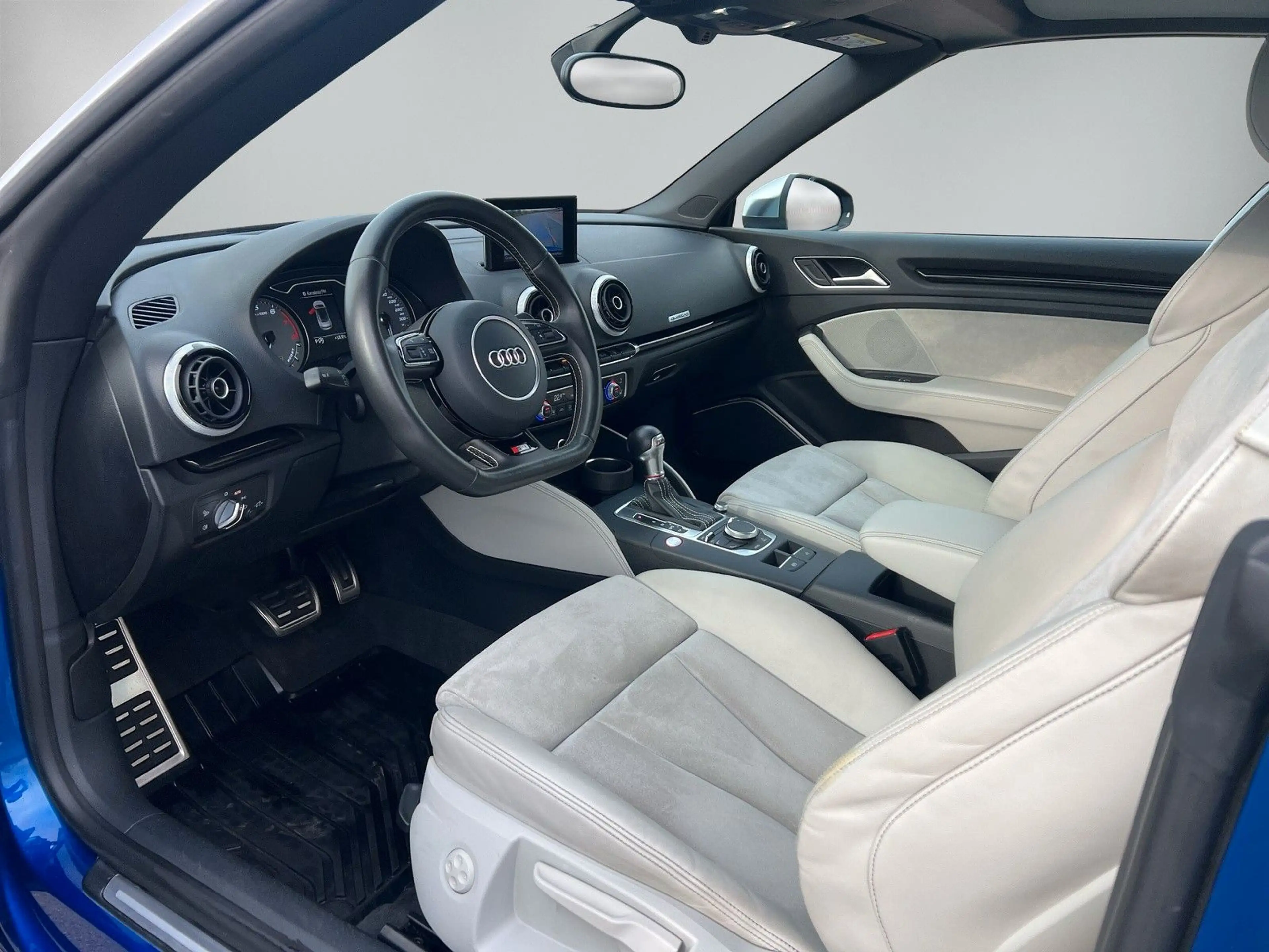 Audi S3 Cabriolet 2.0 TFSI quattro 1HA./B&O/SCHECKH — photo 15