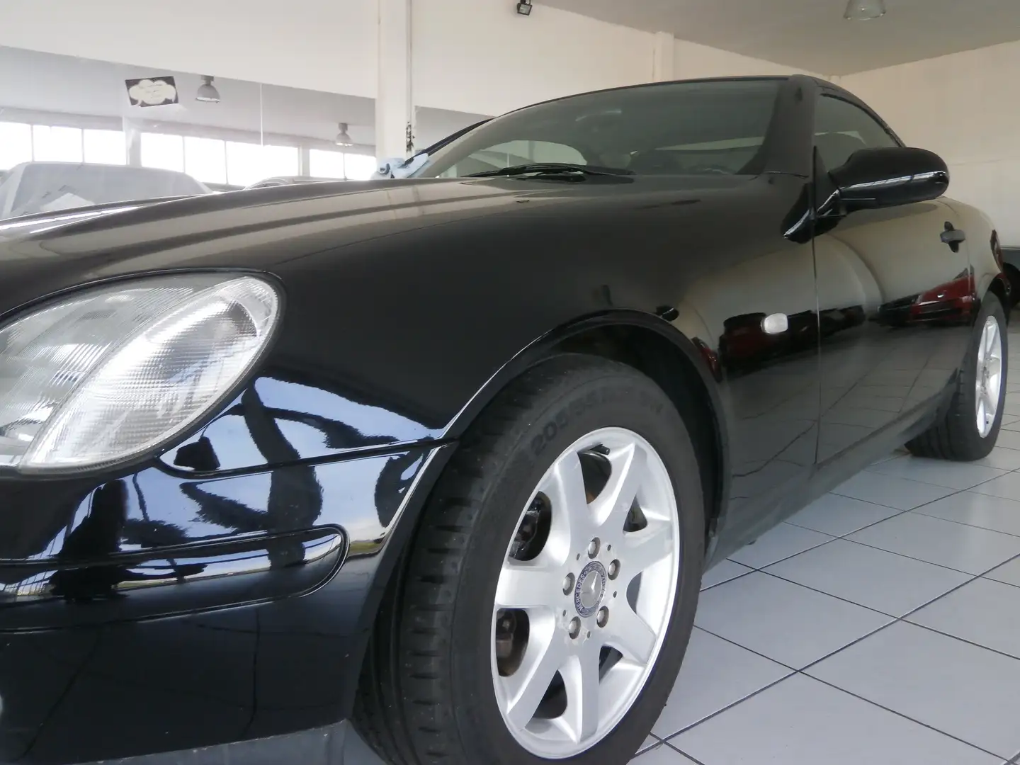 Mercedes-Benz SLK 200 Schwarz - 2