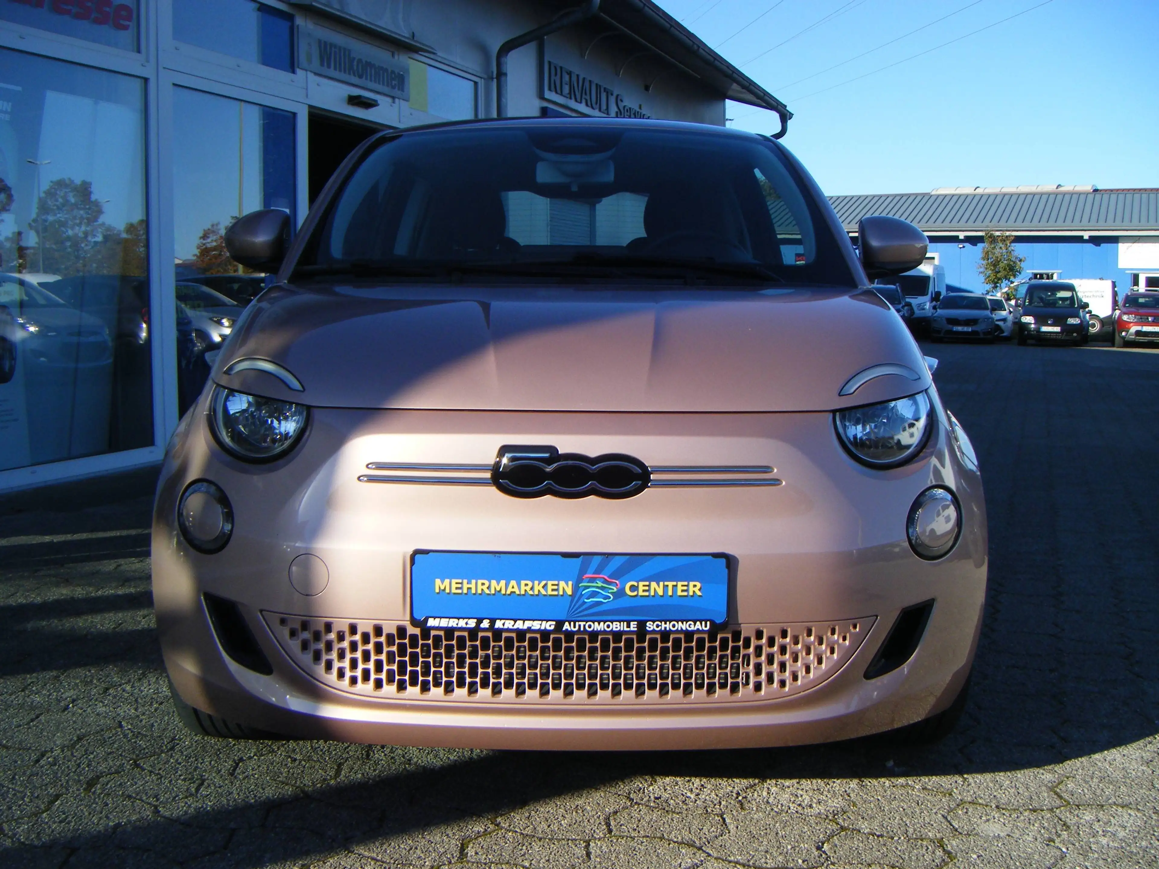 Fiat 500e 3+1 Icon*42 KW/h AKKU*CO-DRIVER-PAKET* WINTER-PAKET-KOMFOR-PAKET** — photo 2
