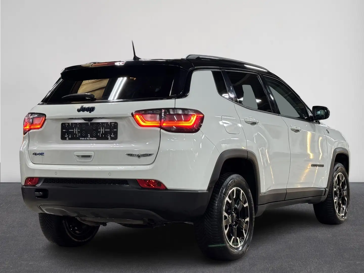 Jeep Compass 4xe 240 Plug-in Hybrid Electric Trailhawk | Camera Blanc - 2
