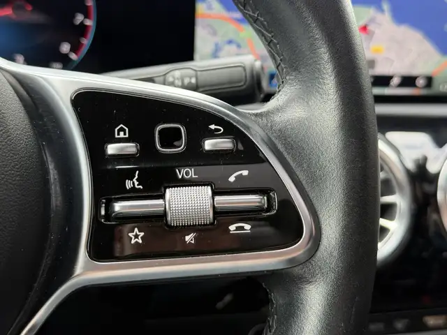 Mercedes-Benz Cla view 22