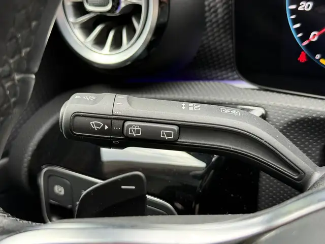 Mercedes-Benz Cla view 25