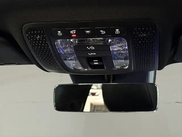Mercedes-Benz Cla view 17