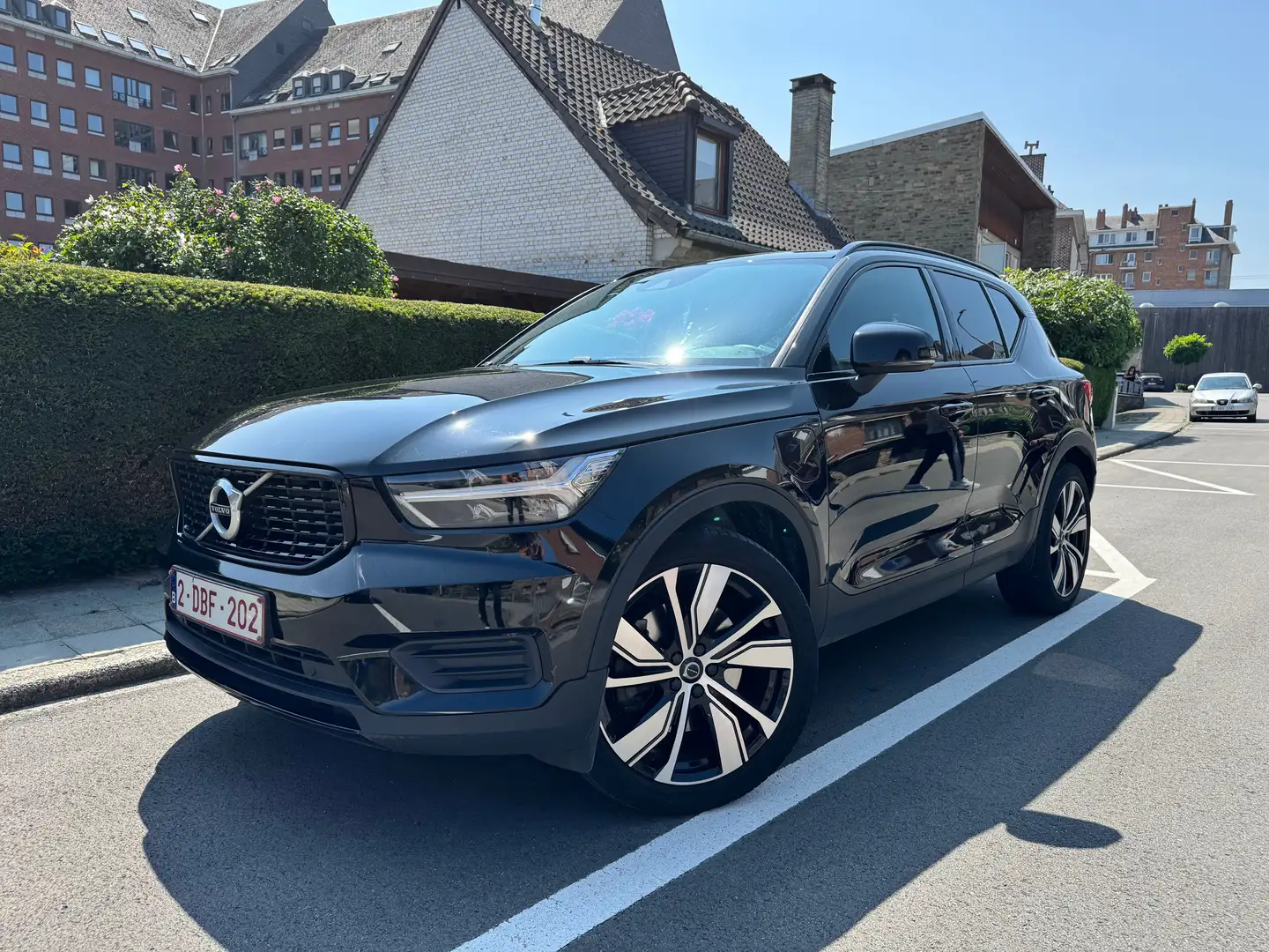 Volvo XC40 XC40 1.5 T4 PHEV R-Design Чёрный - 1