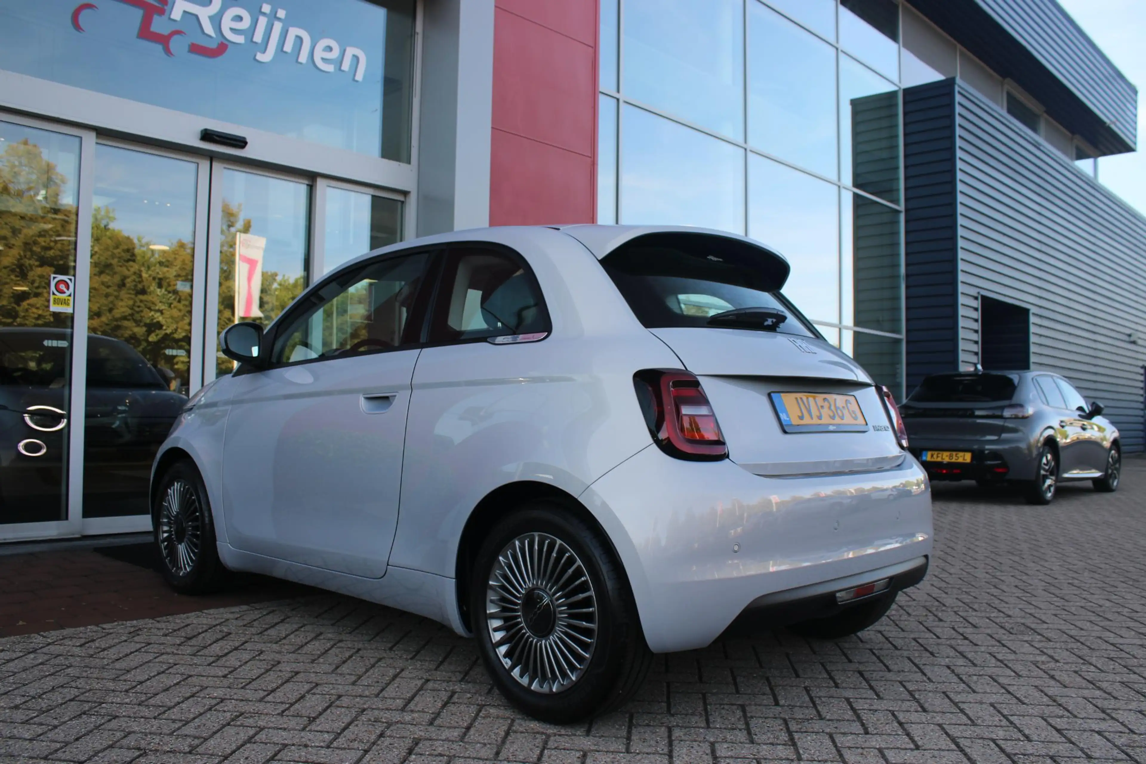 Fiat 500 1.0 Hybrid 65PK TORINO LAUNCH EDITION | DRAADLOZE — photo 48