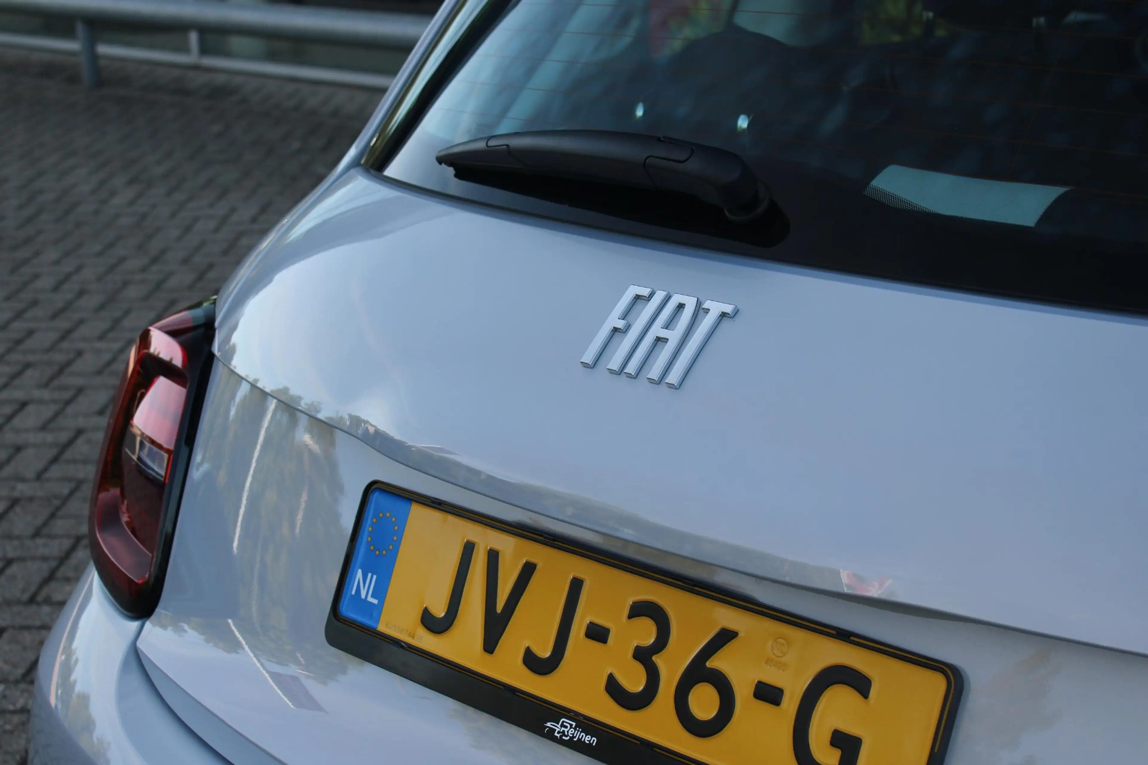Fiat 500 1.0 Hybrid 65PK TORINO LAUNCH EDITION | DRAADLOZE — photo 46