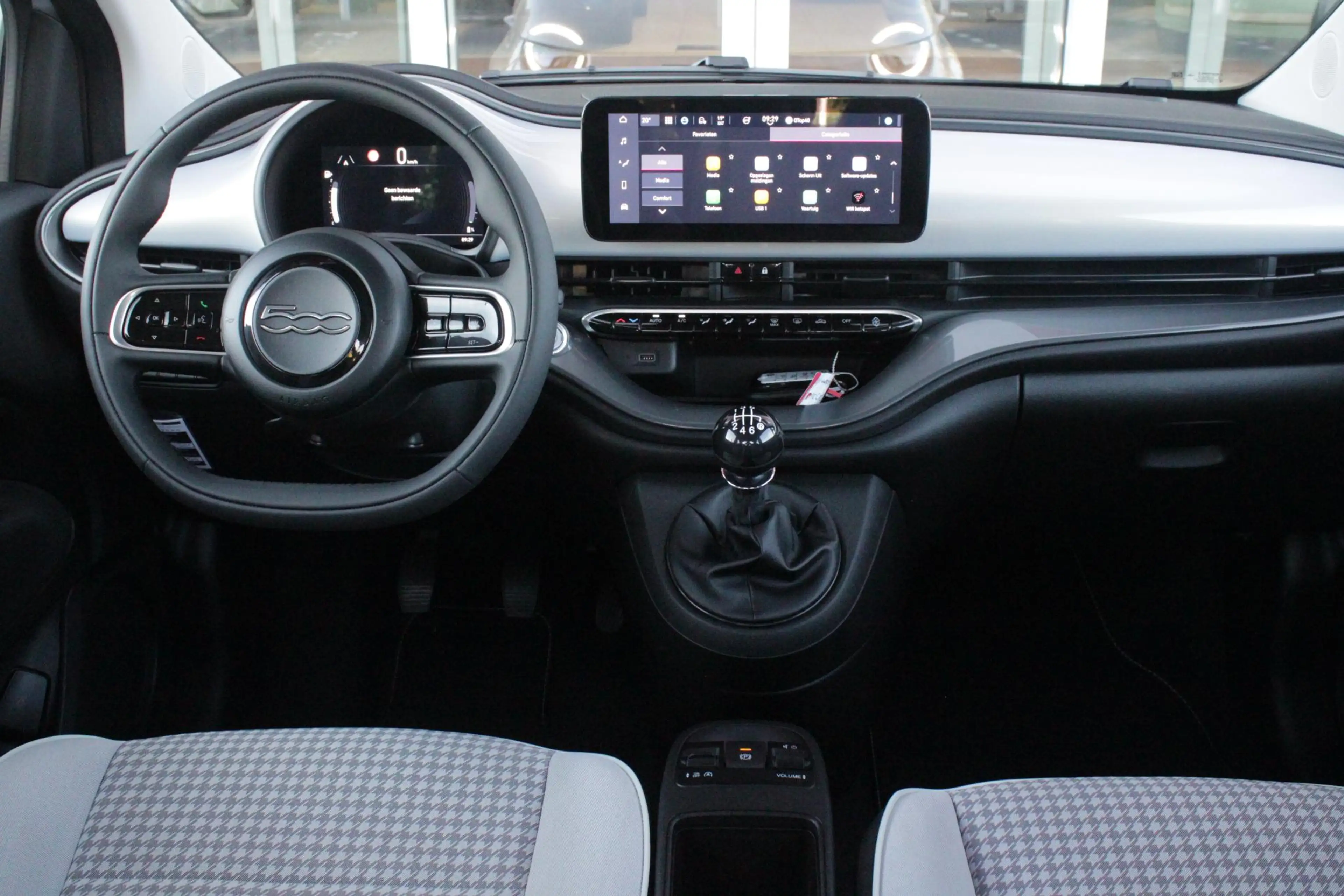 Fiat 500 1.0 Hybrid 65PK TORINO LAUNCH EDITION | DRAADLOZE — photo 7
