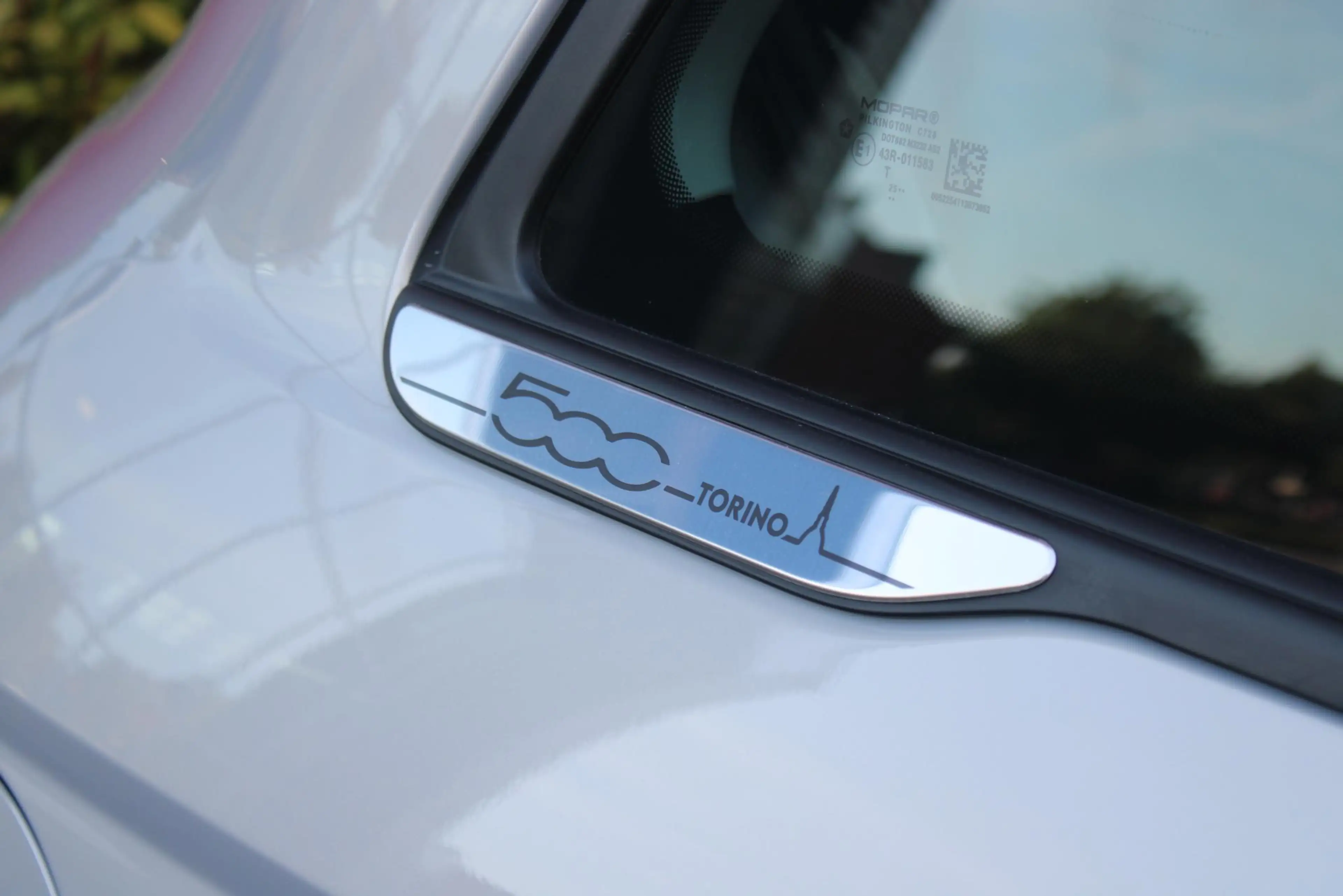 Fiat 500 1.0 Hybrid 65PK TORINO LAUNCH EDITION | DRAADLOZE — photo 44