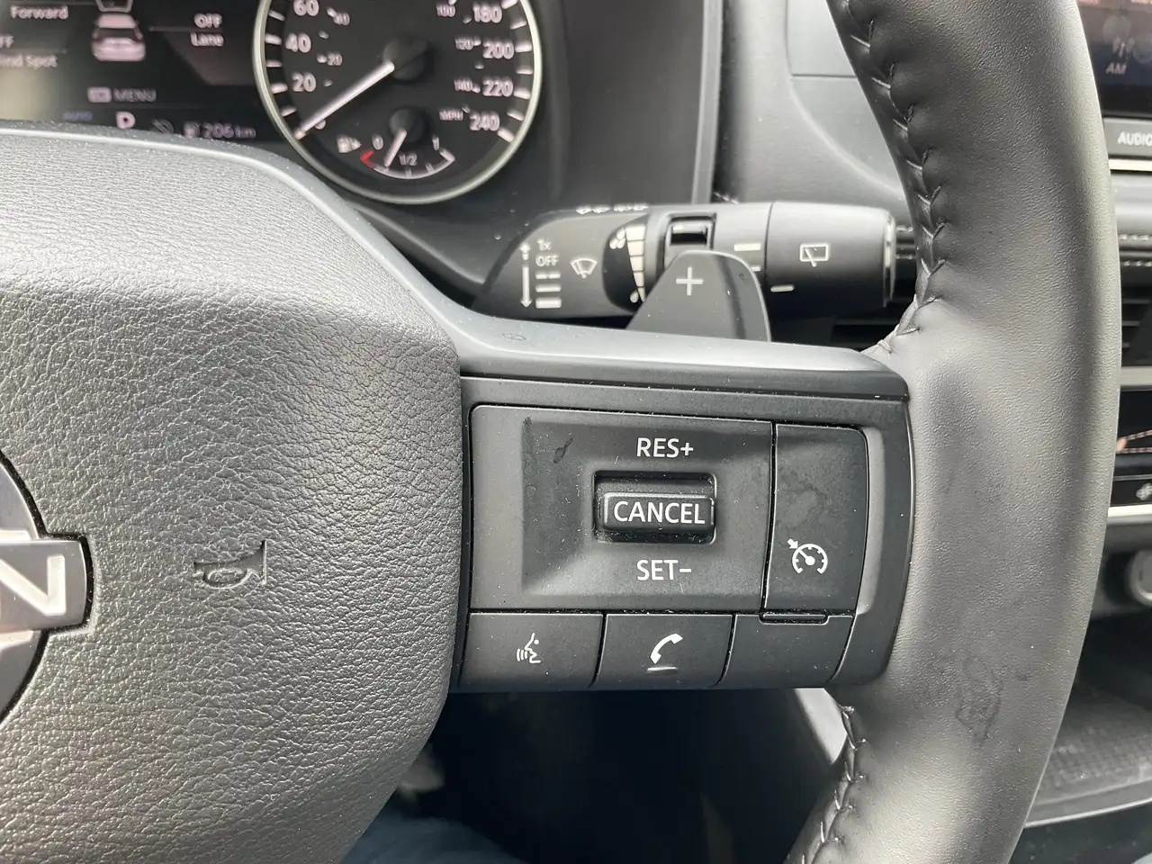 Nissan Rogue fotografie Nissan Rogue