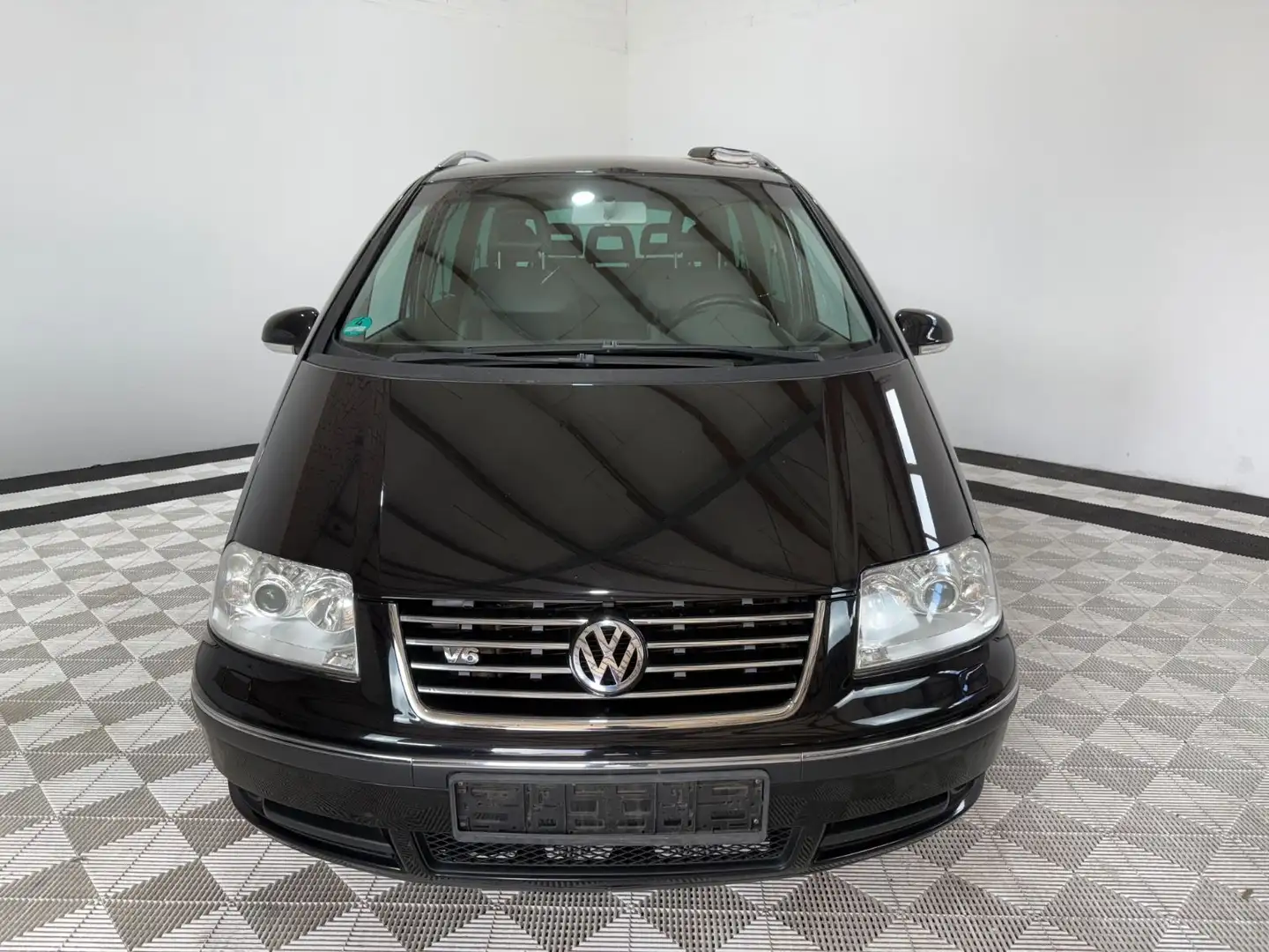 Volkswagen Sharan 2.8 V6tiptronic Highl°7 Sitzer°Klima°GAS Nero - 2