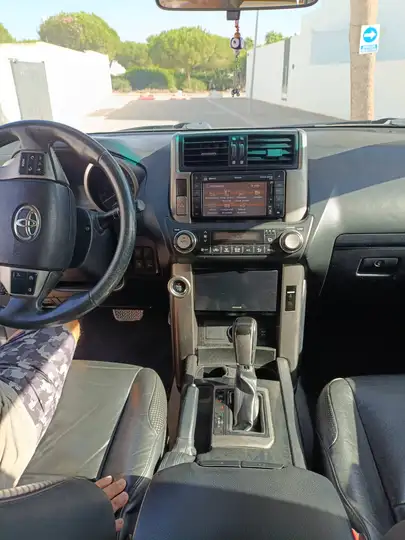 Toyota Land Cruiser D-4D VX 3p 2011, foto 6