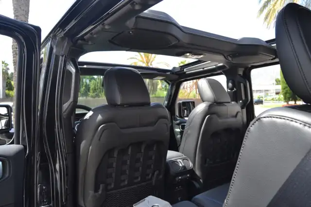 Jeep Wrangler view 15