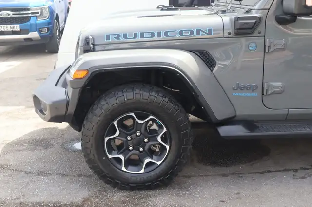 Jeep Wrangler view 5