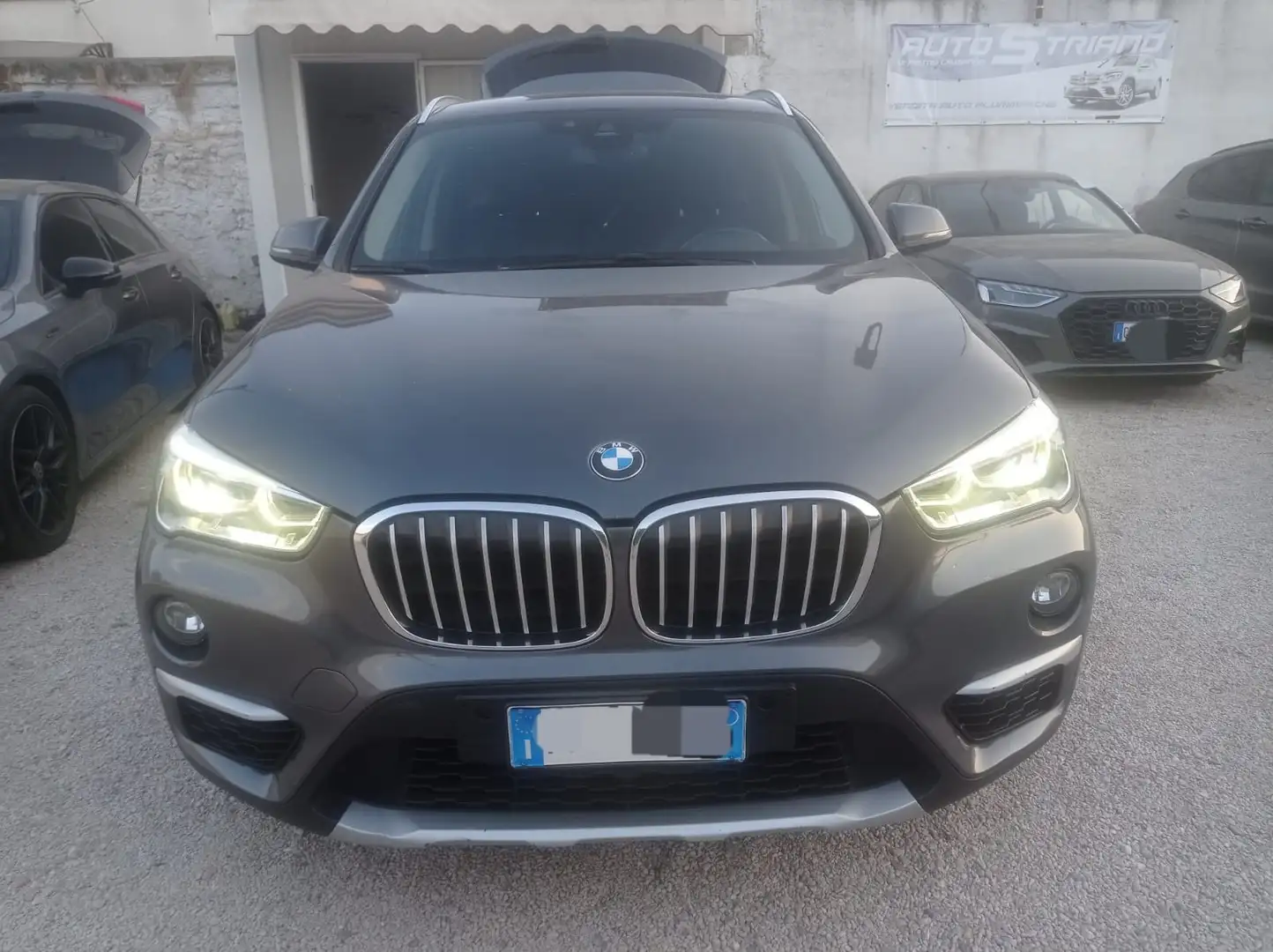 BMW X1 X1 sdrive18d Msport auto my18 Gris - 1