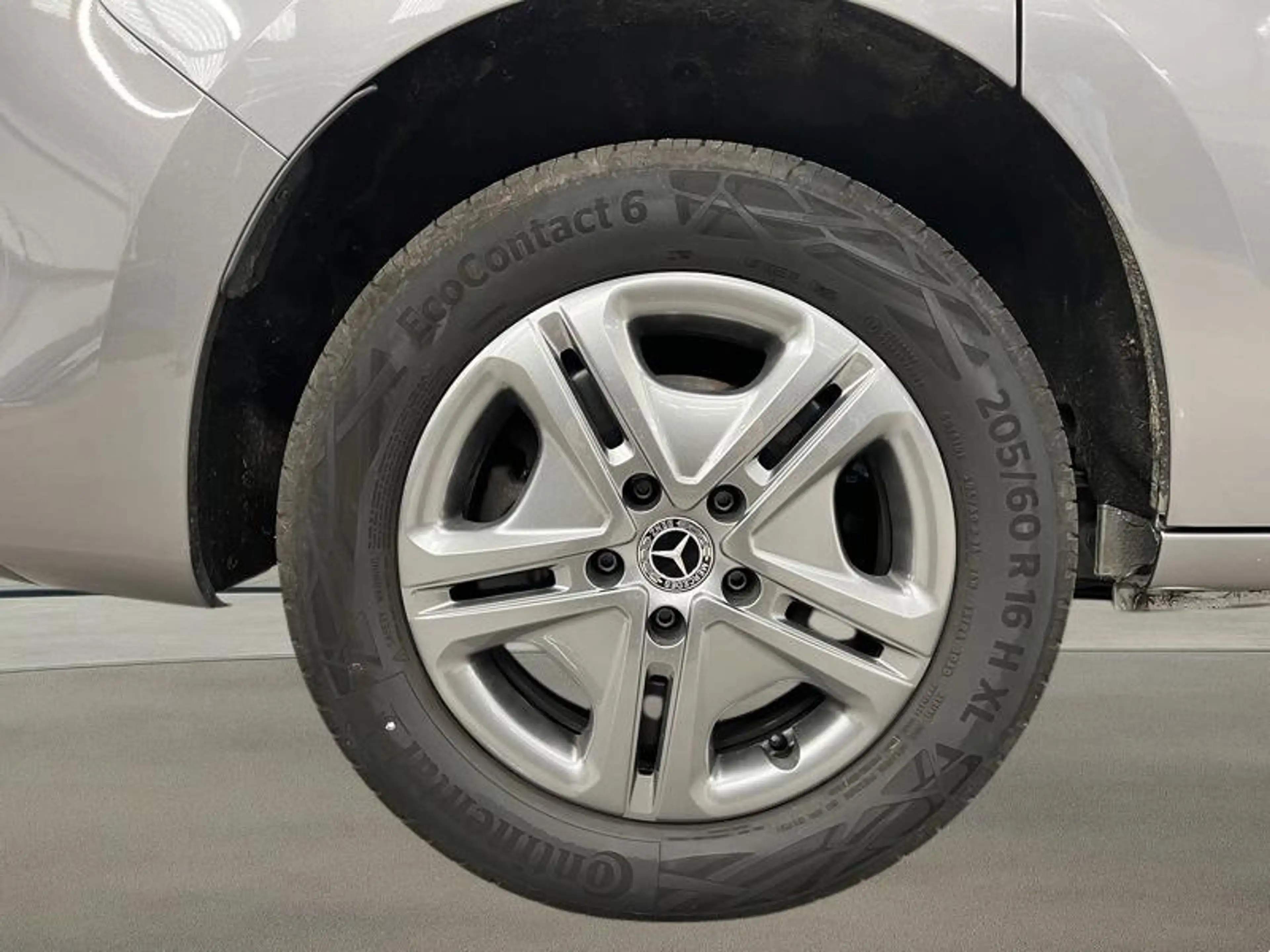 Mercedes-Benz T-Class Classe T 180 STYLE Standard — photo 8