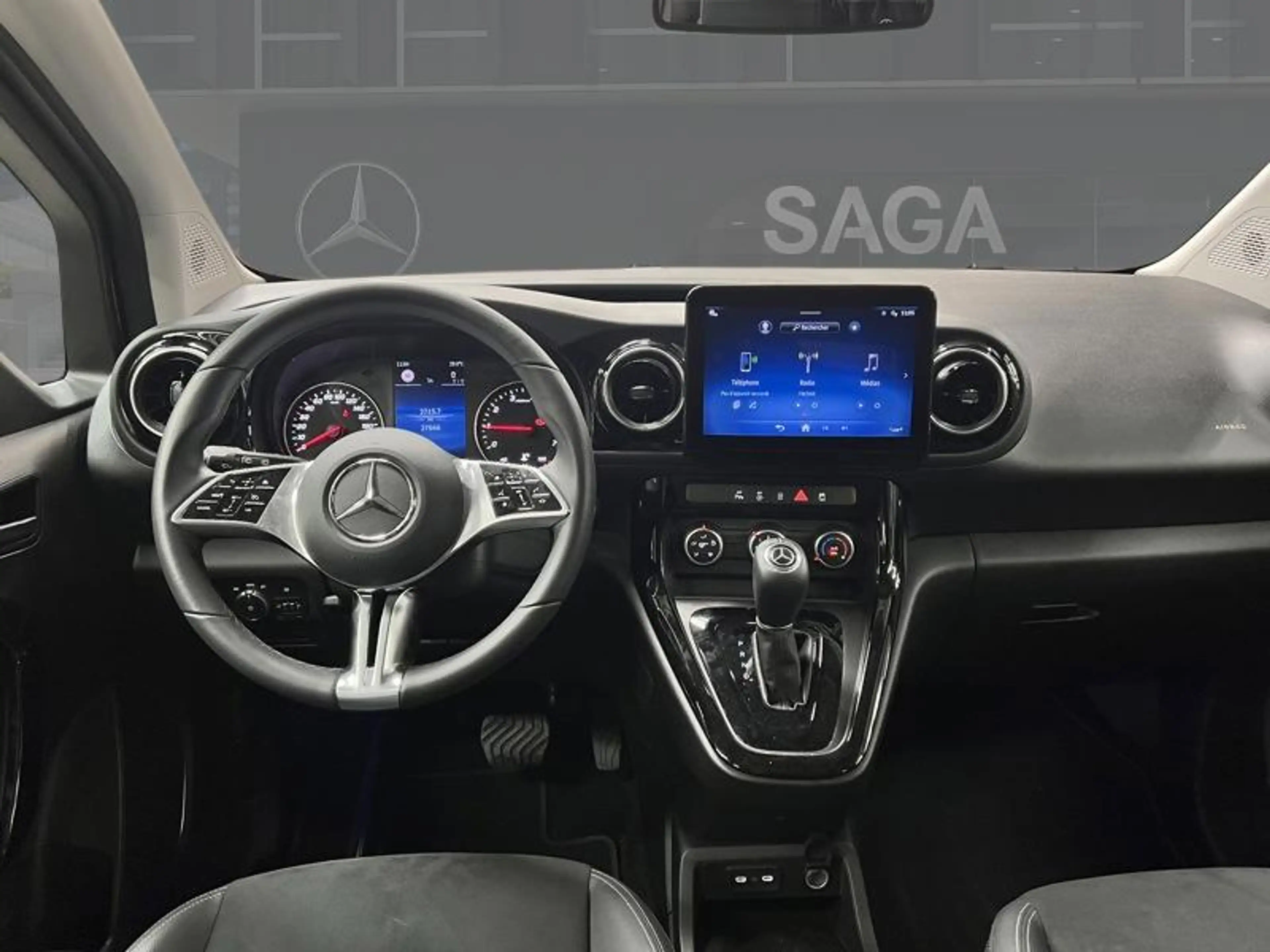 Mercedes-Benz T-Class Classe T 180 STYLE Standard — photo 3