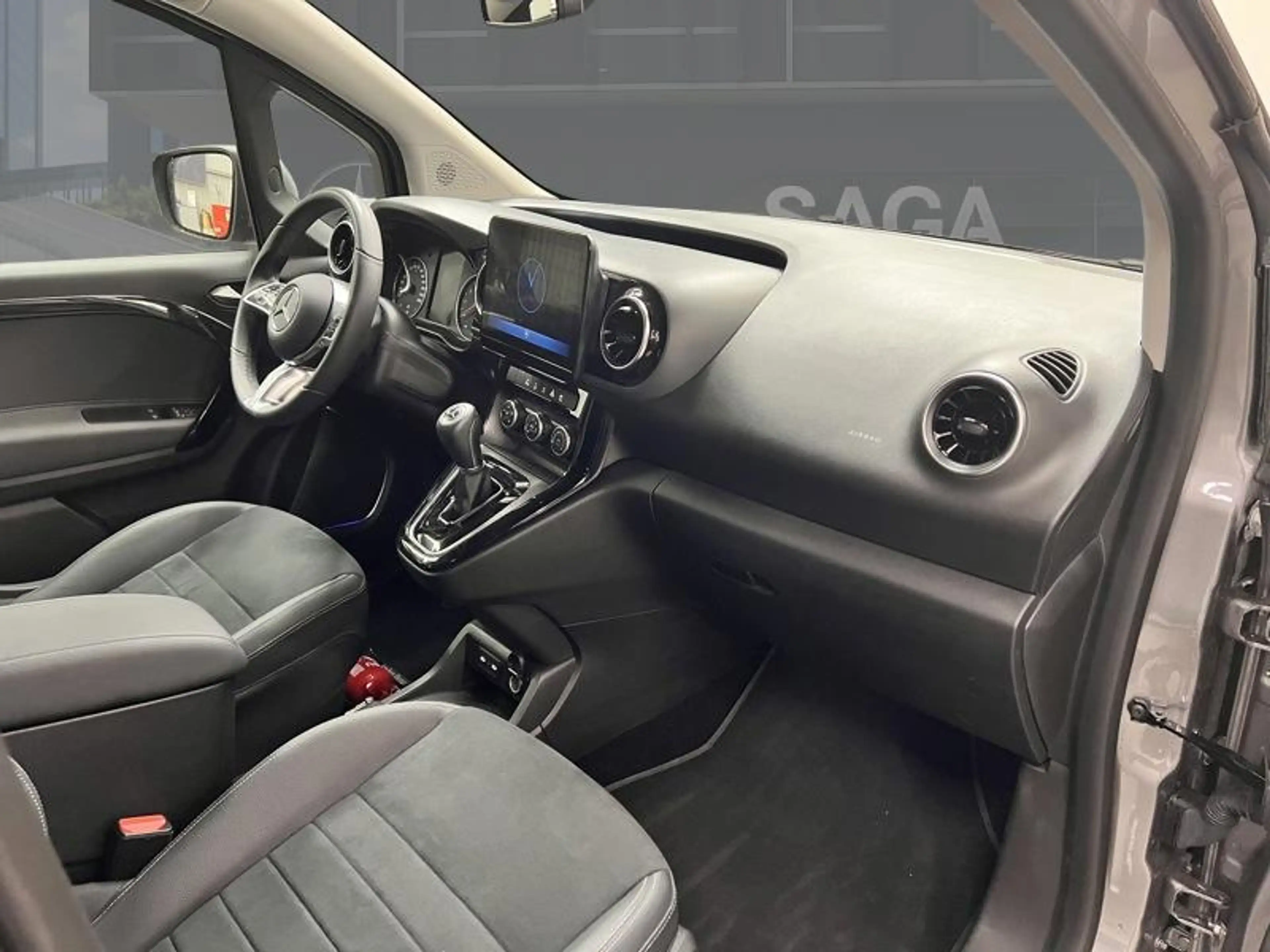 Mercedes-Benz T-Class Classe T 180 STYLE Standard — photo 15