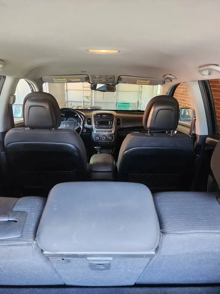 Kia Sorento photo Kia Sorento